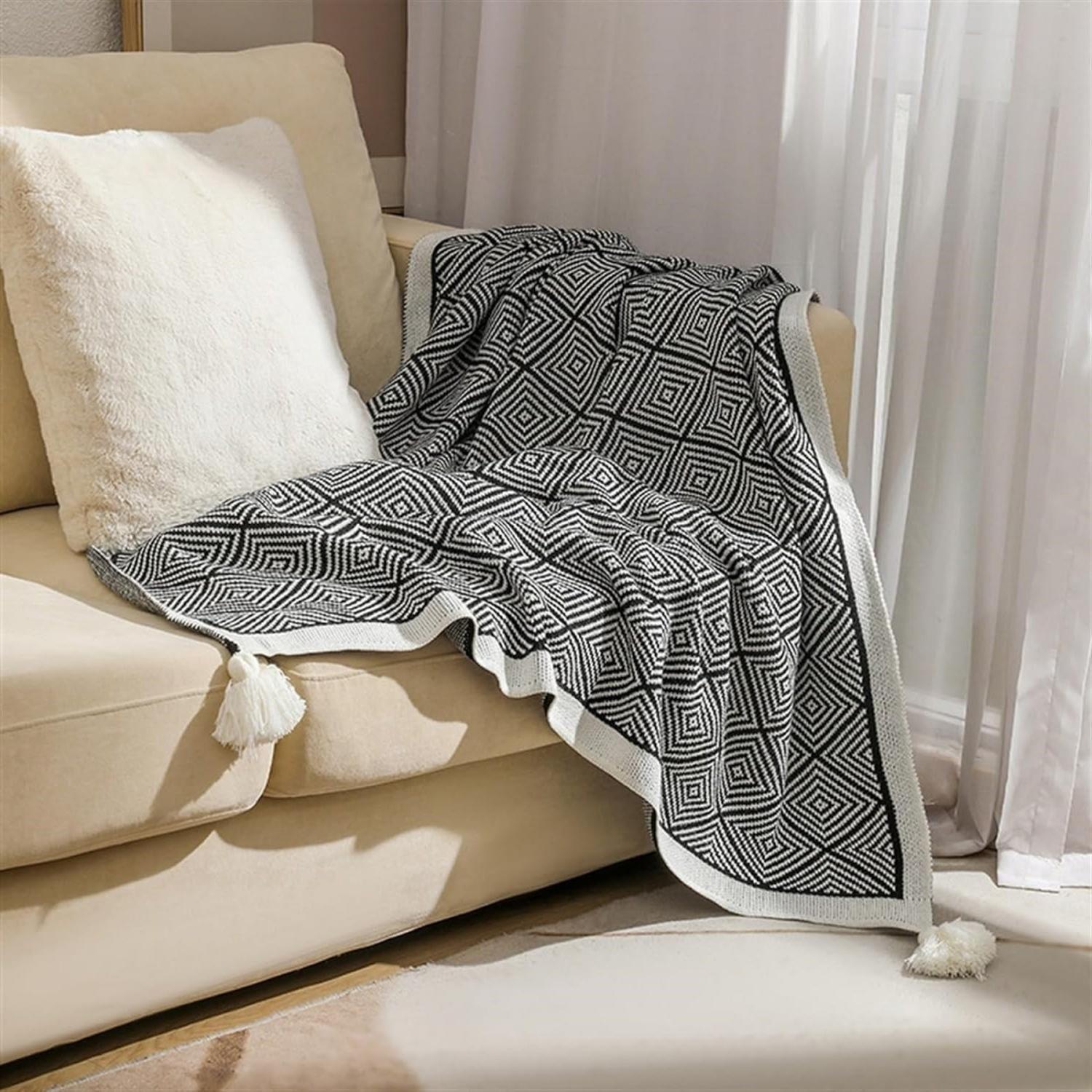 Manta De Lanilla Rombo Con Detalle Borla 130x150 Beige-0