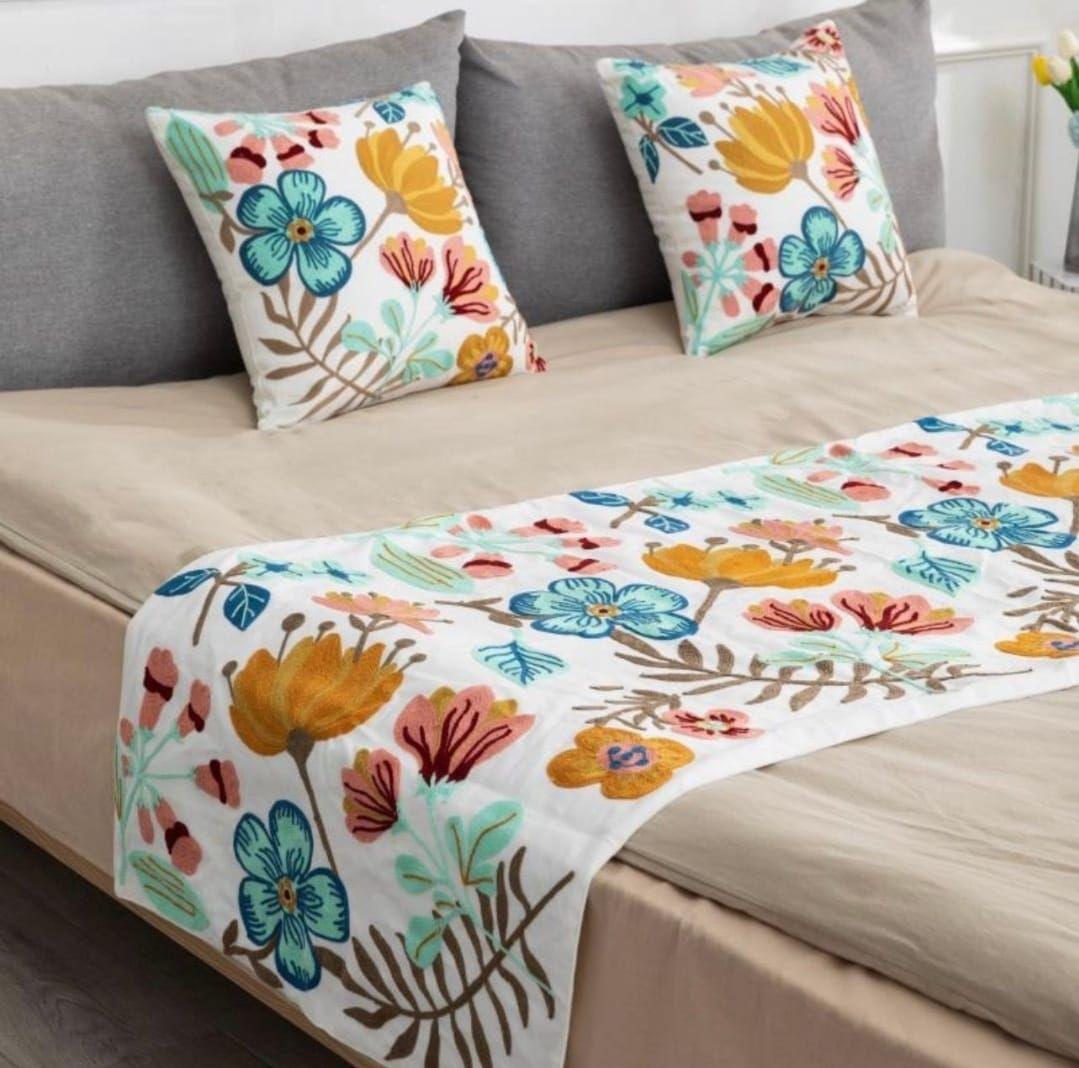 PIECERA BORDADA 2 PLAZAS Y KING-0