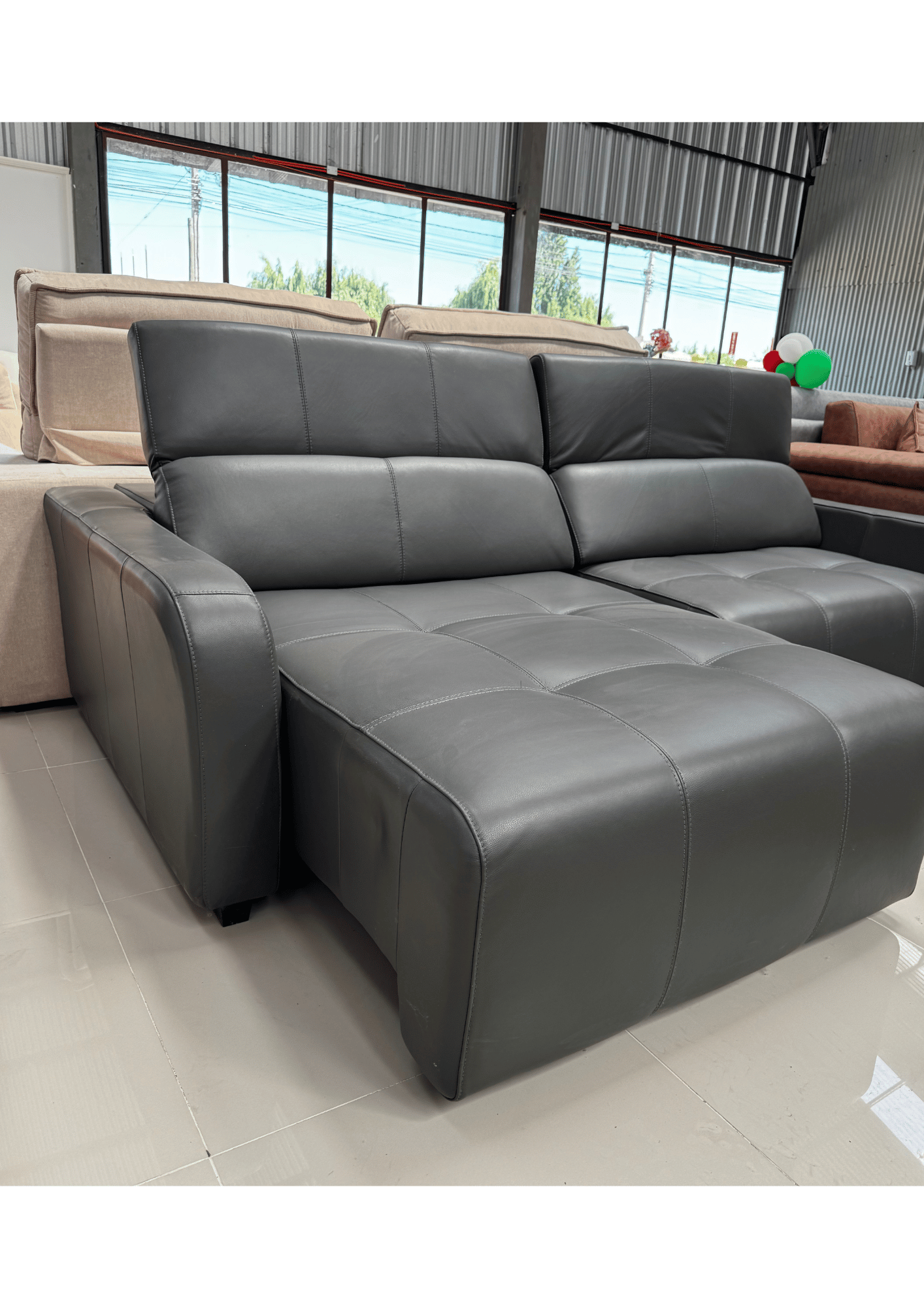 Sofá Cuero 3 cuerpos Kurt extensible y reclinable-4