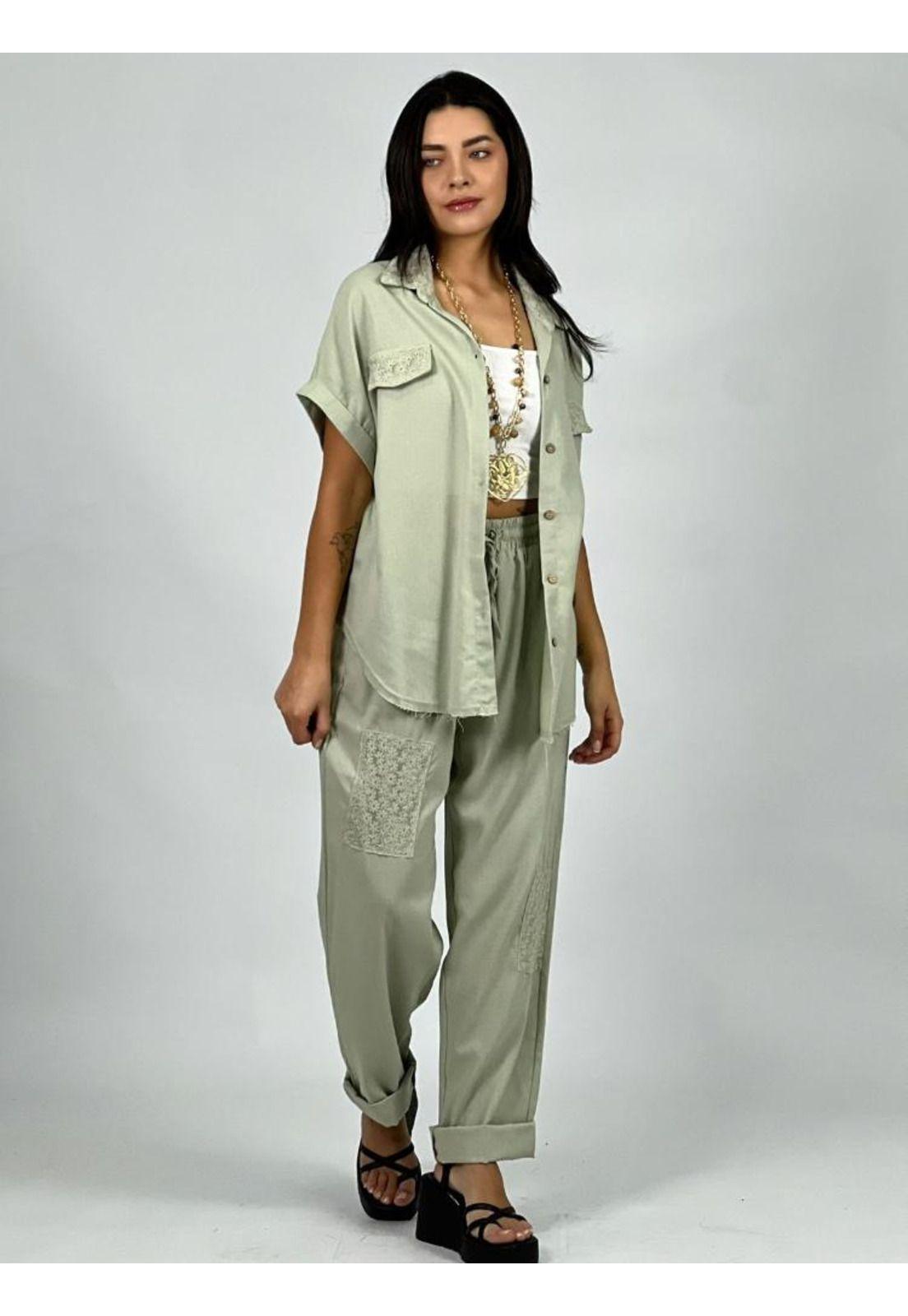 Blusa Lino con Encaje Cuello y Bolsillos Café Enigmática Boutique-1
