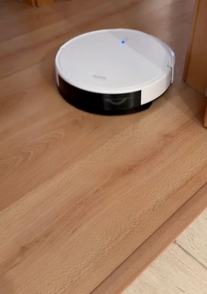 Dreame Mova M1 Robot Aspiradora y Trapeador Combo, succión 4500 Pa, SoF LiDAR Reacondicionado-4