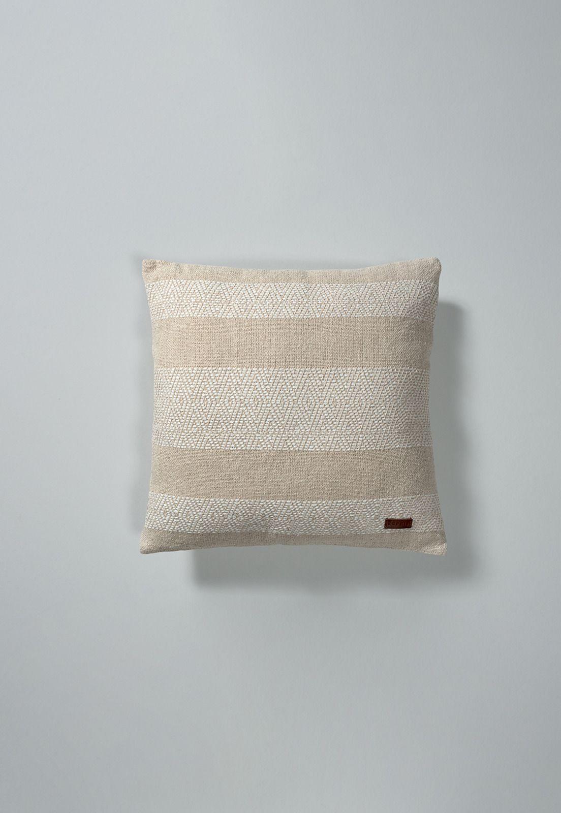 Cojín Tejido 45 x 45 cm. Esprit Crudo-0