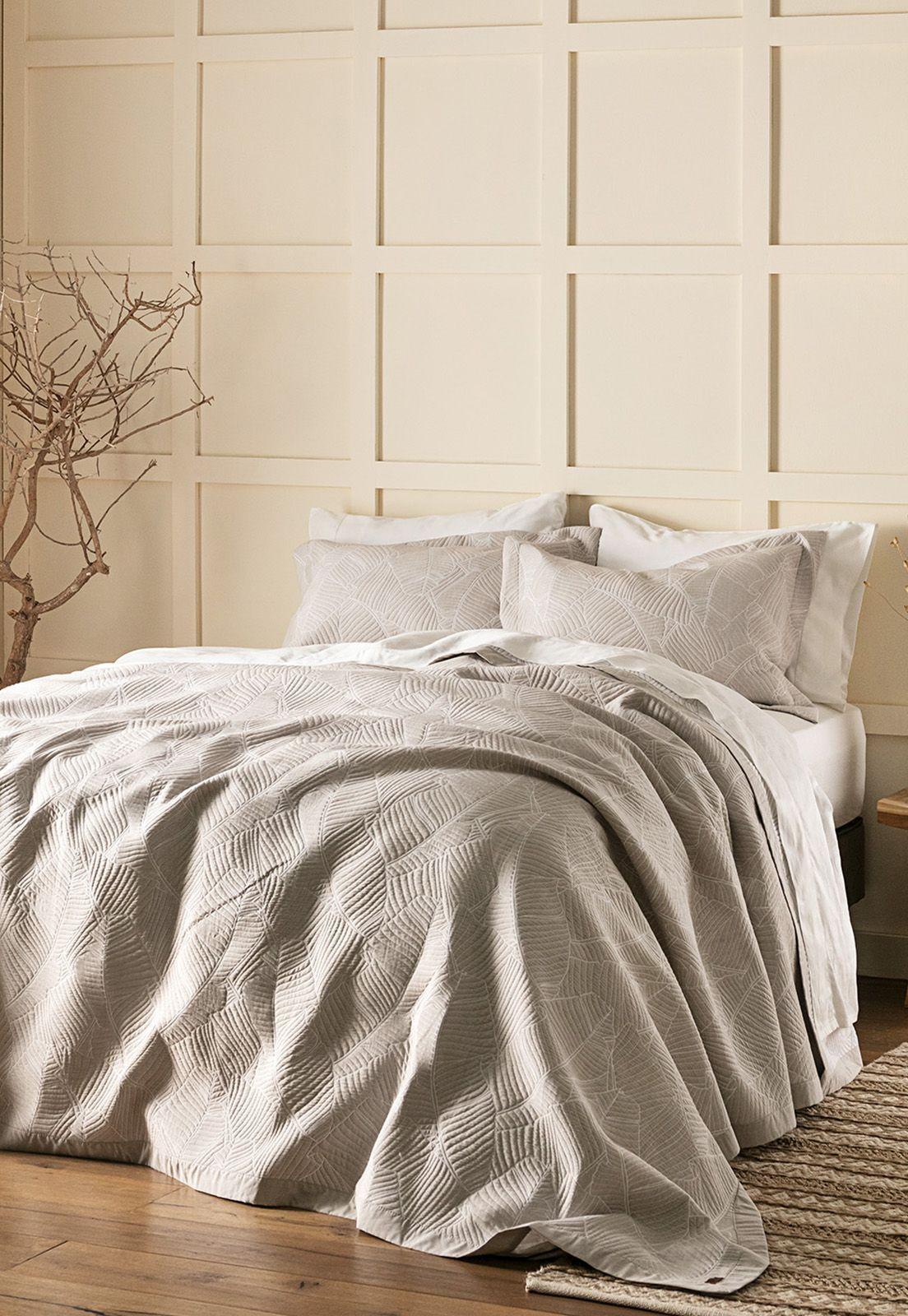 Cubrecama Jacquard 1,5 Plazas Esprit-0