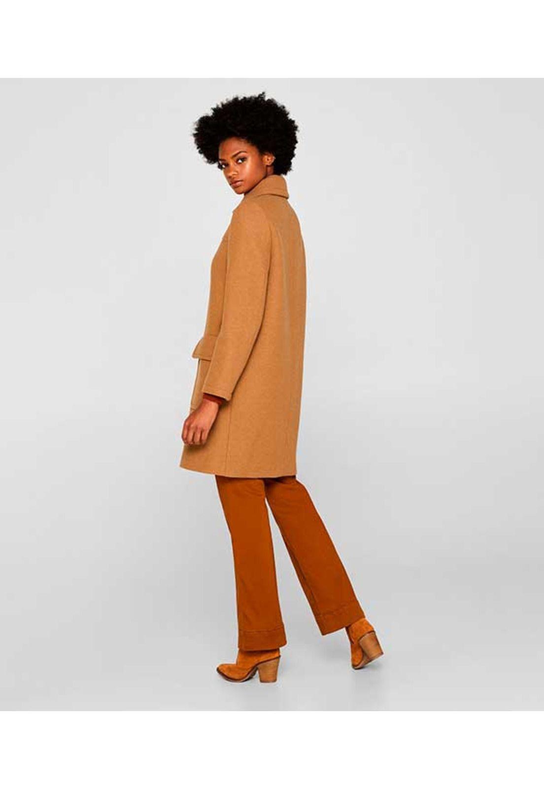 Con lana: abrigo con cuello de solapas-2