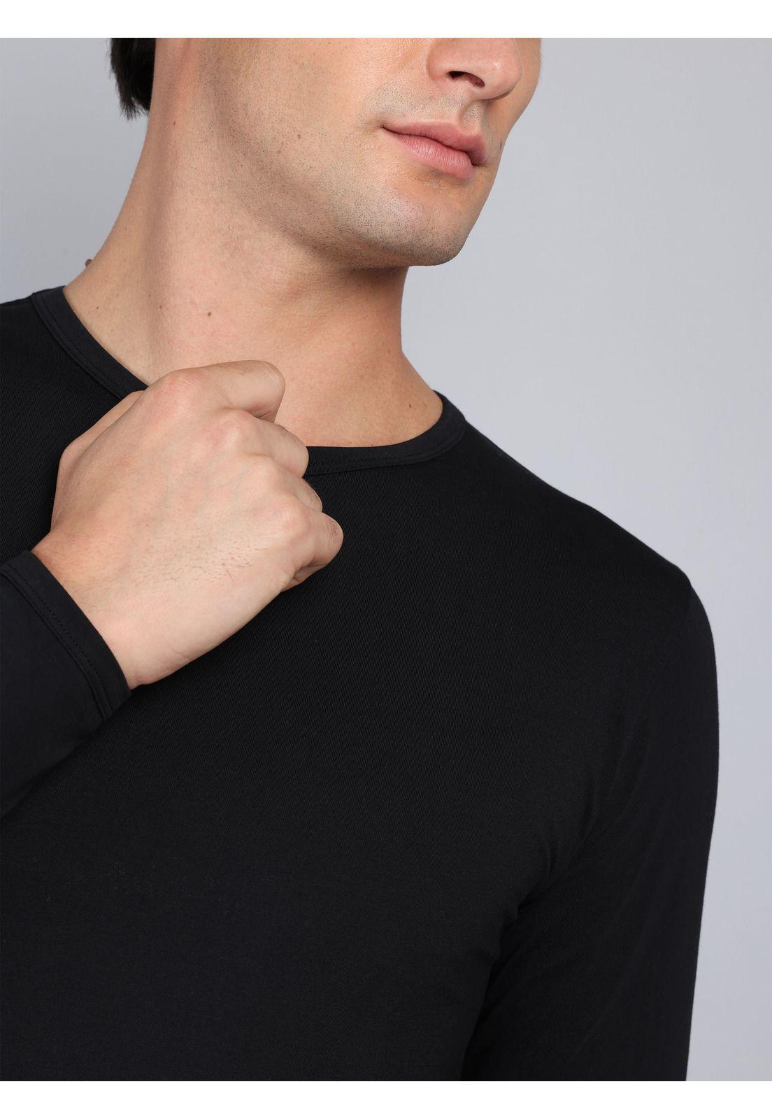 Camiseta Primera Capa Regular Fit Negro Arrow CT2310NE-3