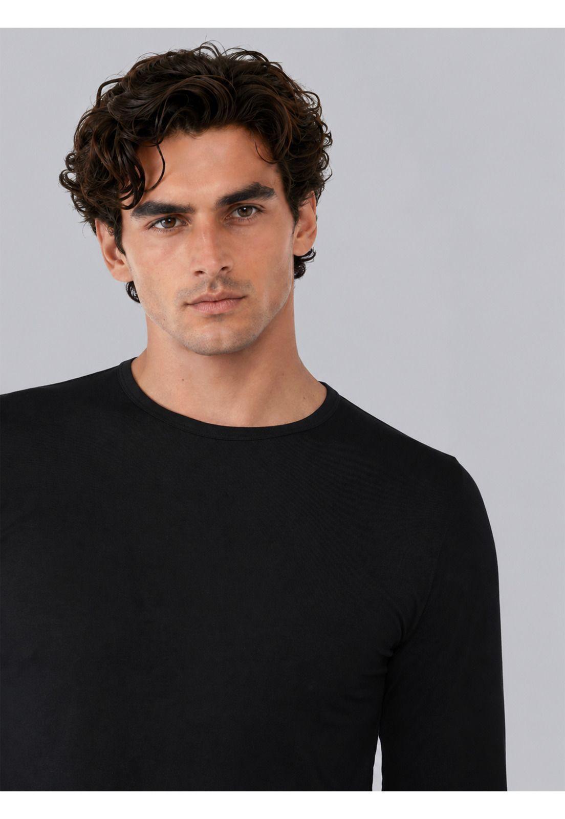 Camiseta Primera Capa Regular Fit Negro Arrow CT2310NE-2