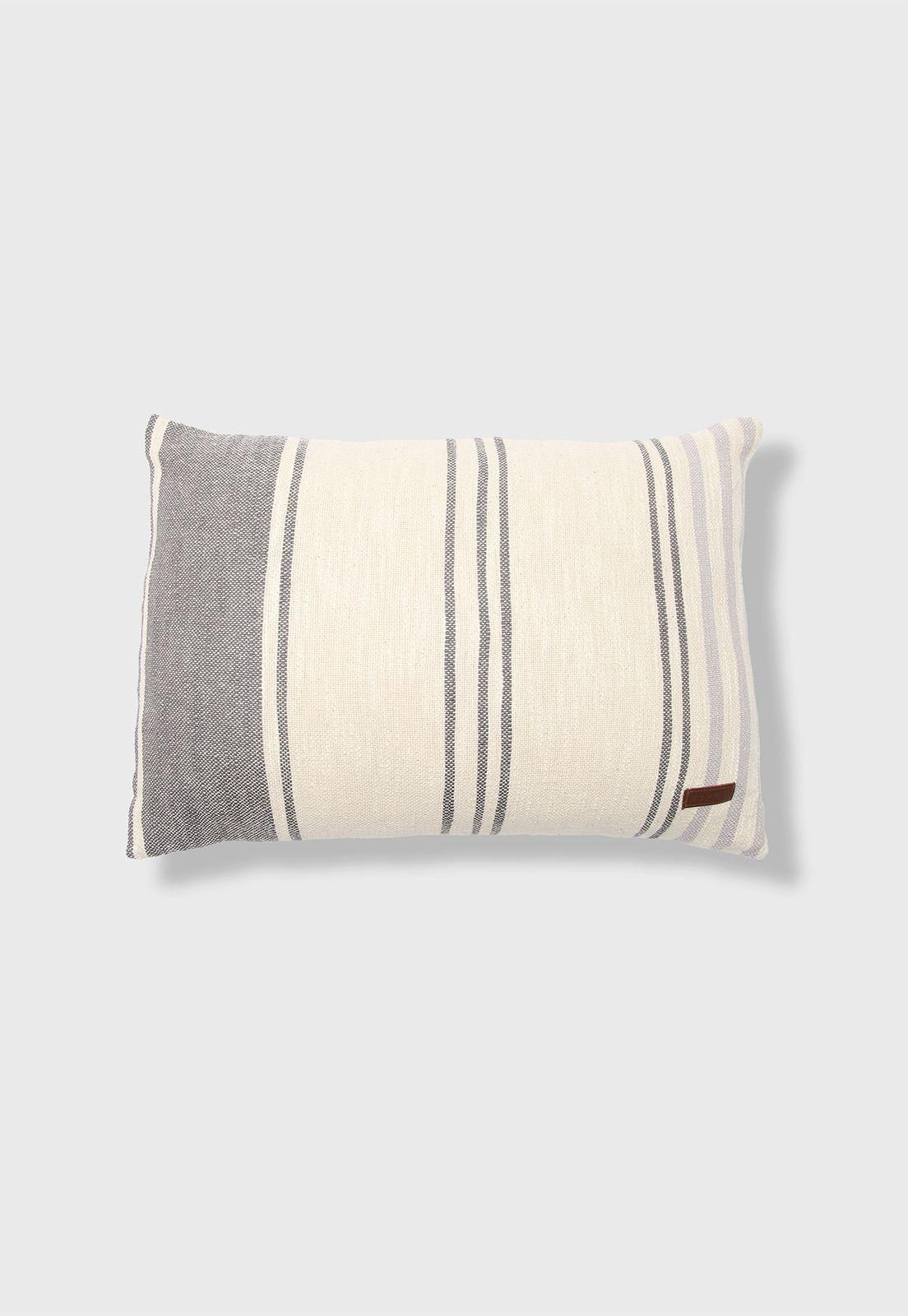 Cojín Jacquard 35 x 50 cm. Esprit V24G131060-0