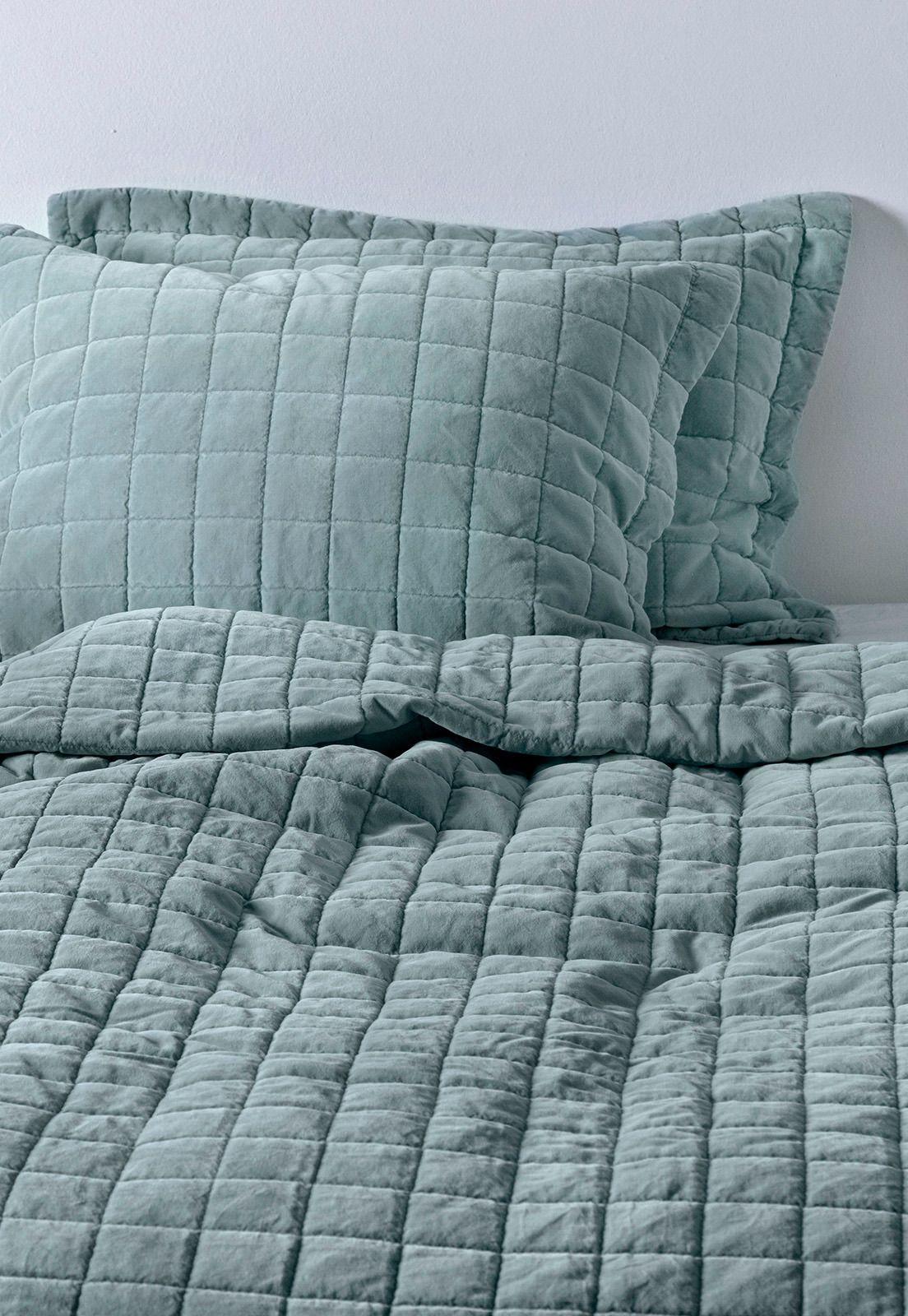 Cubrecama Velvet Stone Wash King Esprit W23C600KI-1