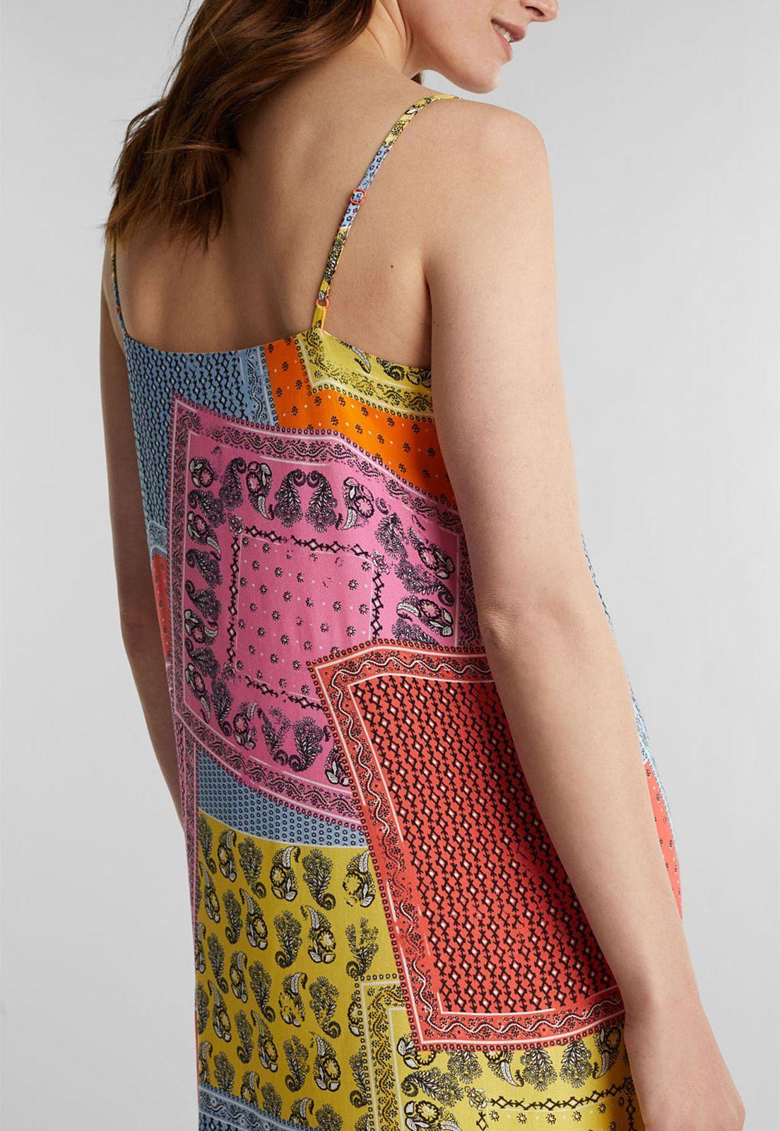 Maxivestido estampado estilo bandana-2