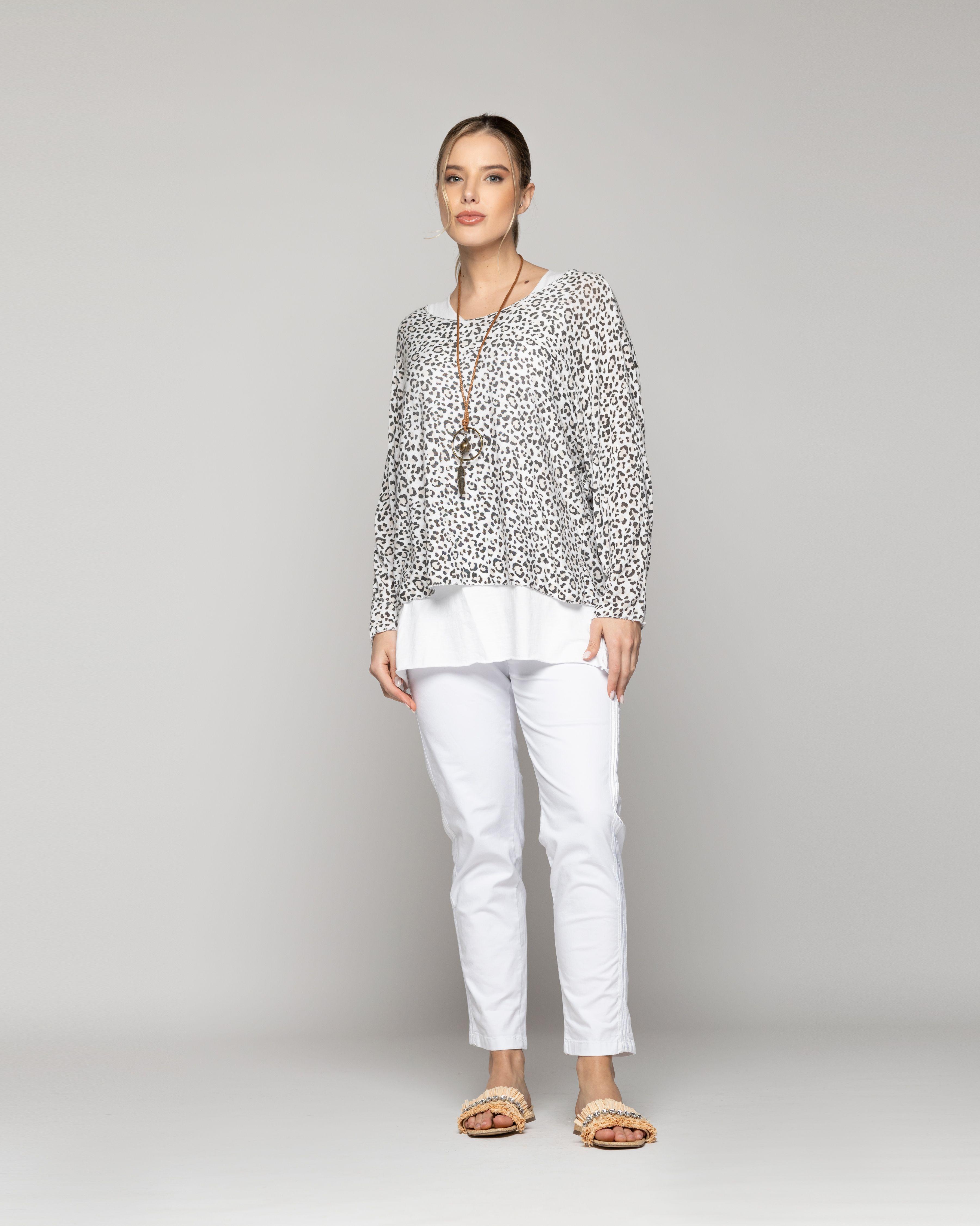 Polera Mujer Oriana Estampado Animal Print Blanco Y Negro Lineatre-4