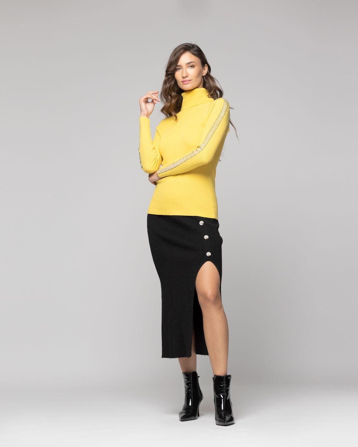 Sweater Mujer Anahí cuello beatle Mostaza Lineatre-0