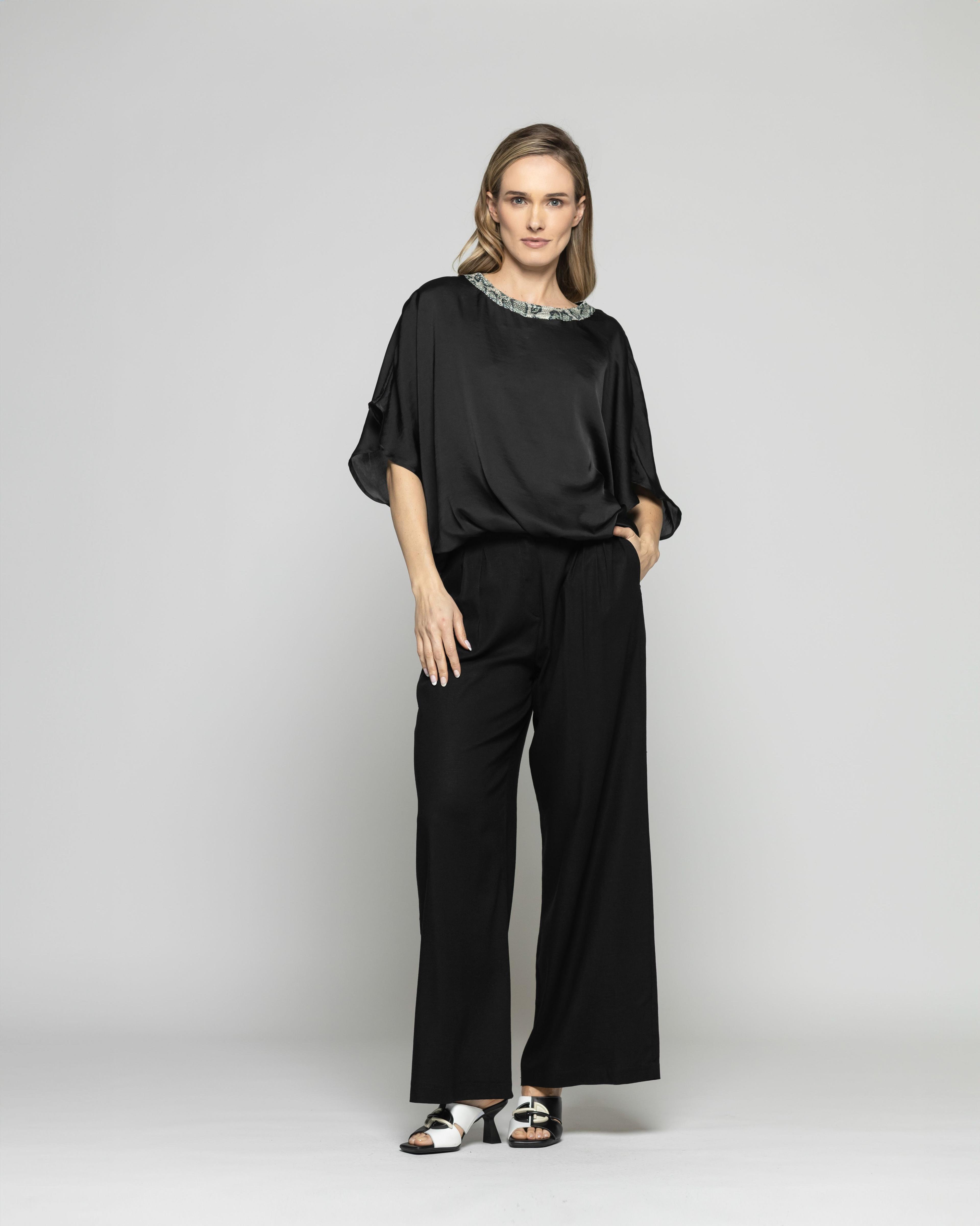 Blusa Mujer Girasol Satinada Detalle Lentejuelas Negra Ludovica-1