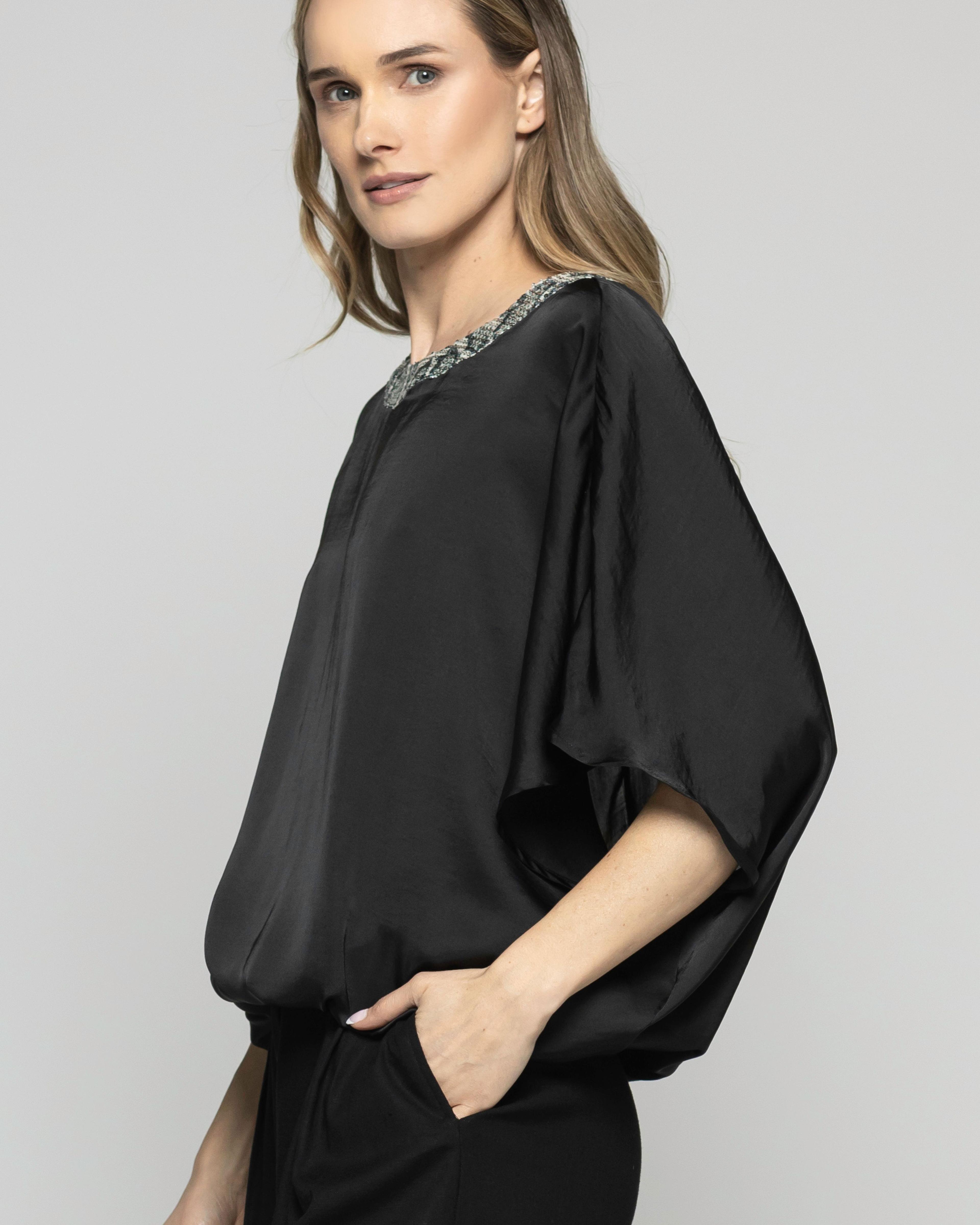 Blusa Mujer Girasol Satinada Detalle Lentejuelas Negra Ludovica-8