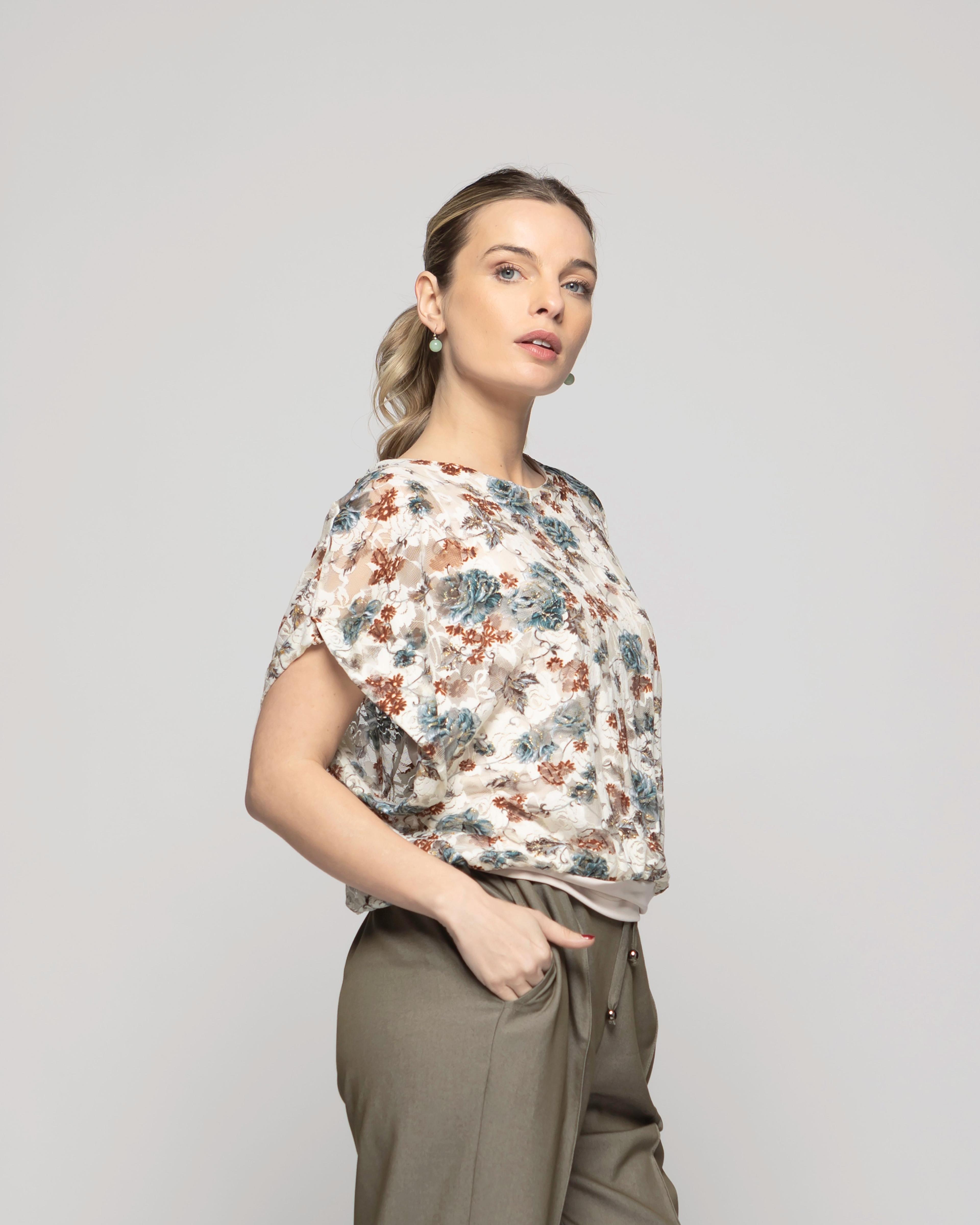 Polera Nigella Manga Caída Encaje Floral Blanco Crema Ludovica-2