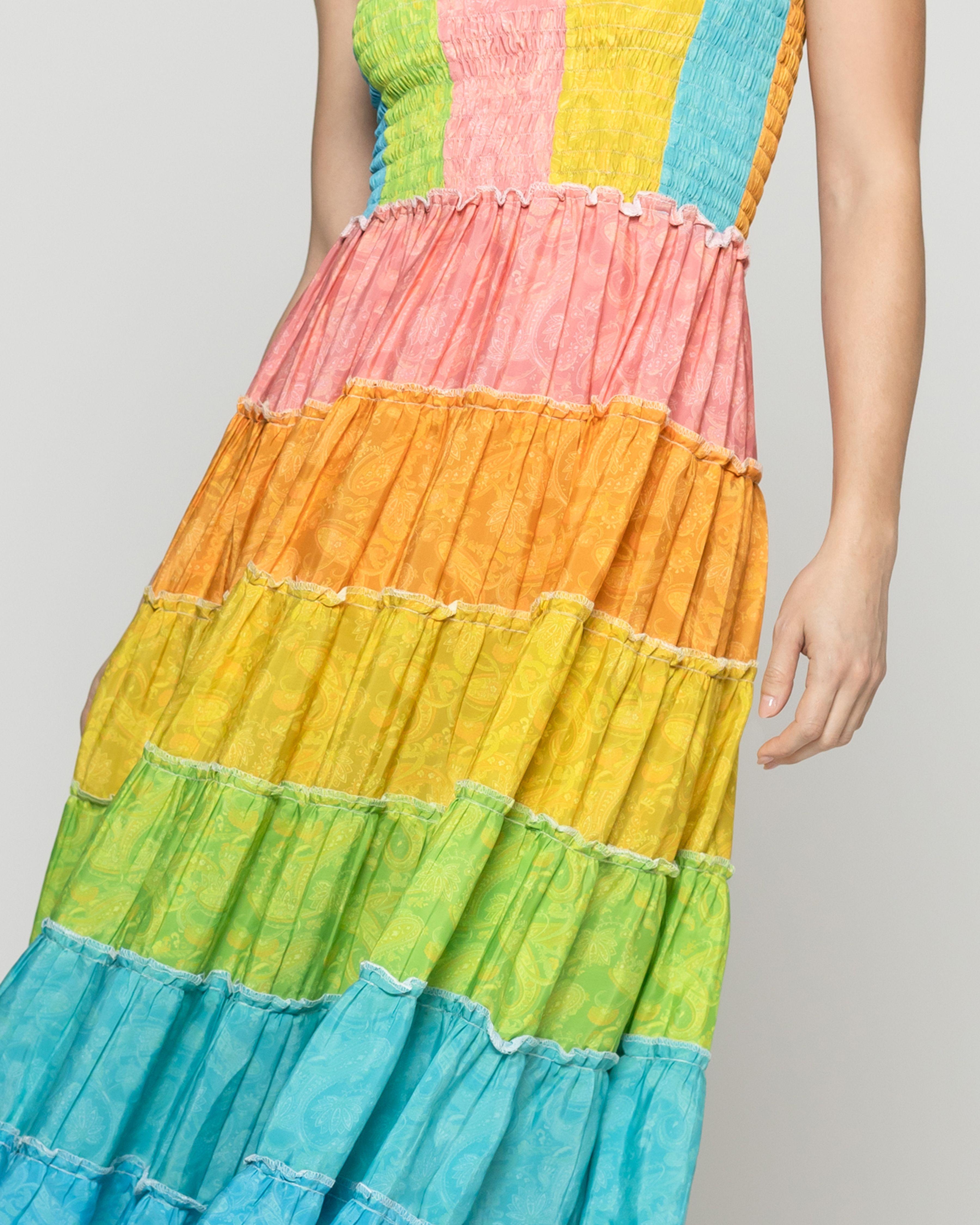Vestido Mujer Velinda Con Vuelos Y Elasticado Estampado Arcoiris Lineatre-2
