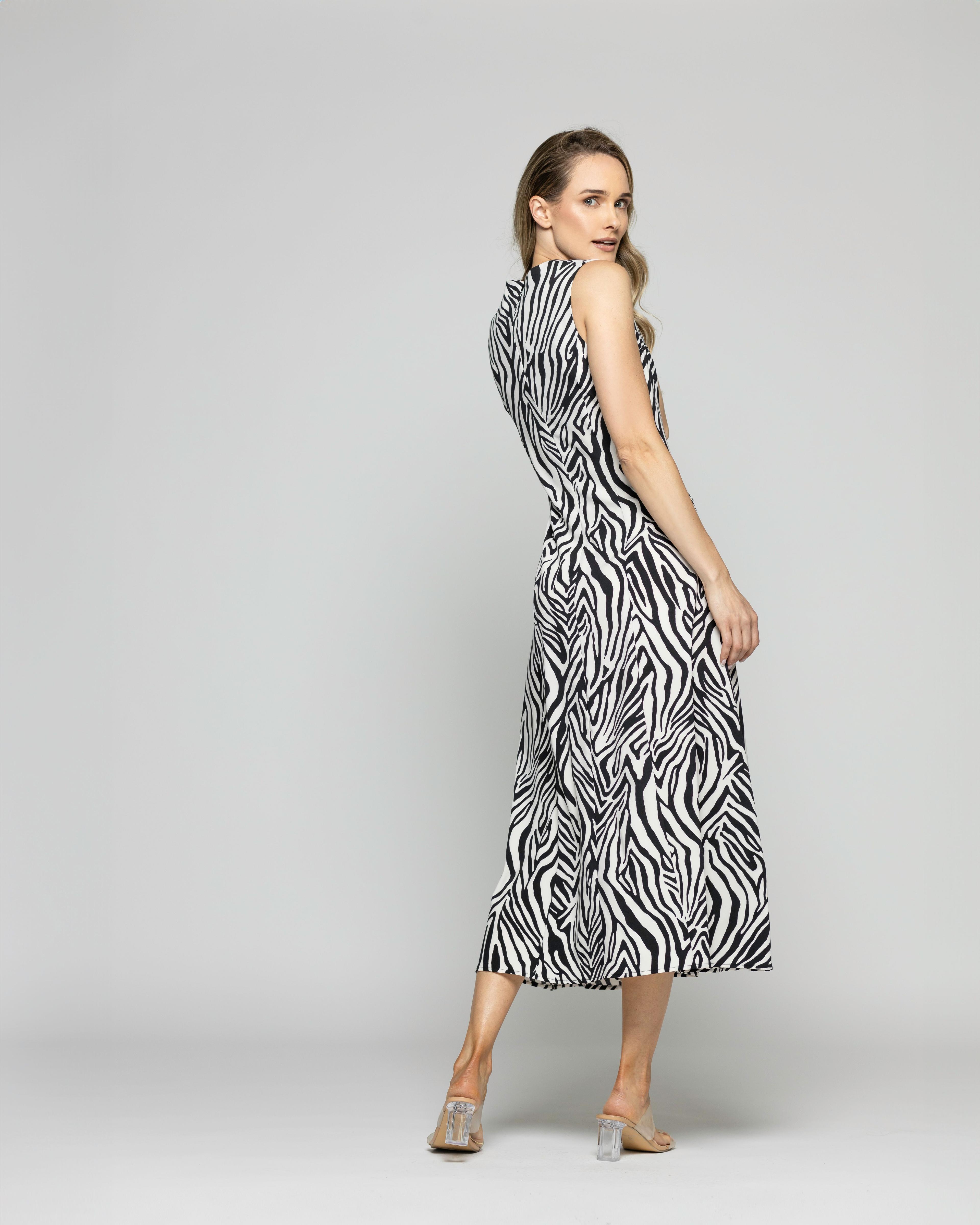 Vestido Mujer Vanda Midi Sin Mangas Animal Print Cebra Blanco Y Negro Ludovica-3
