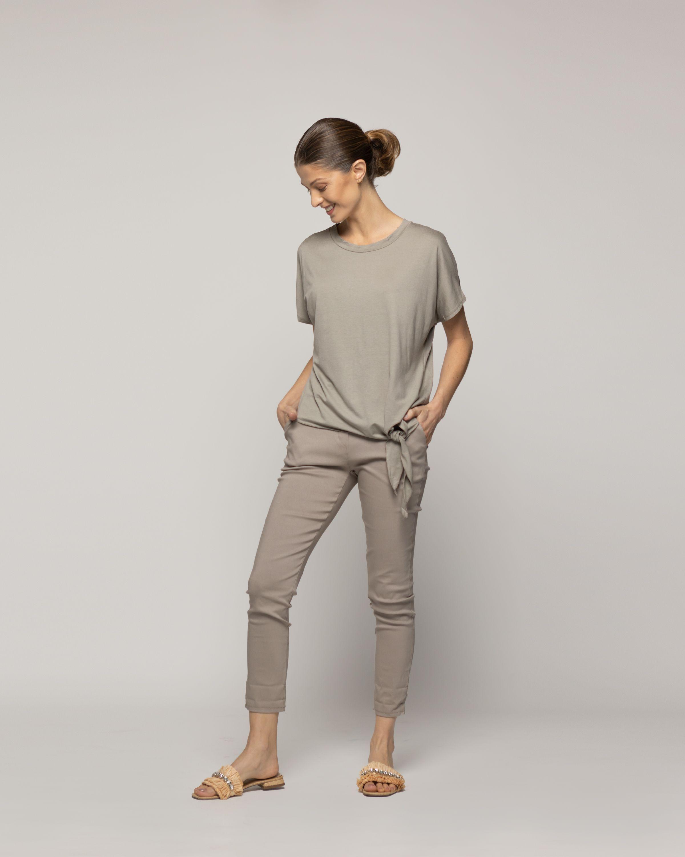 Polera Mujer Orieta Básica Manga Corta Con Amarra Lateral Verde Fango Lineatre-1