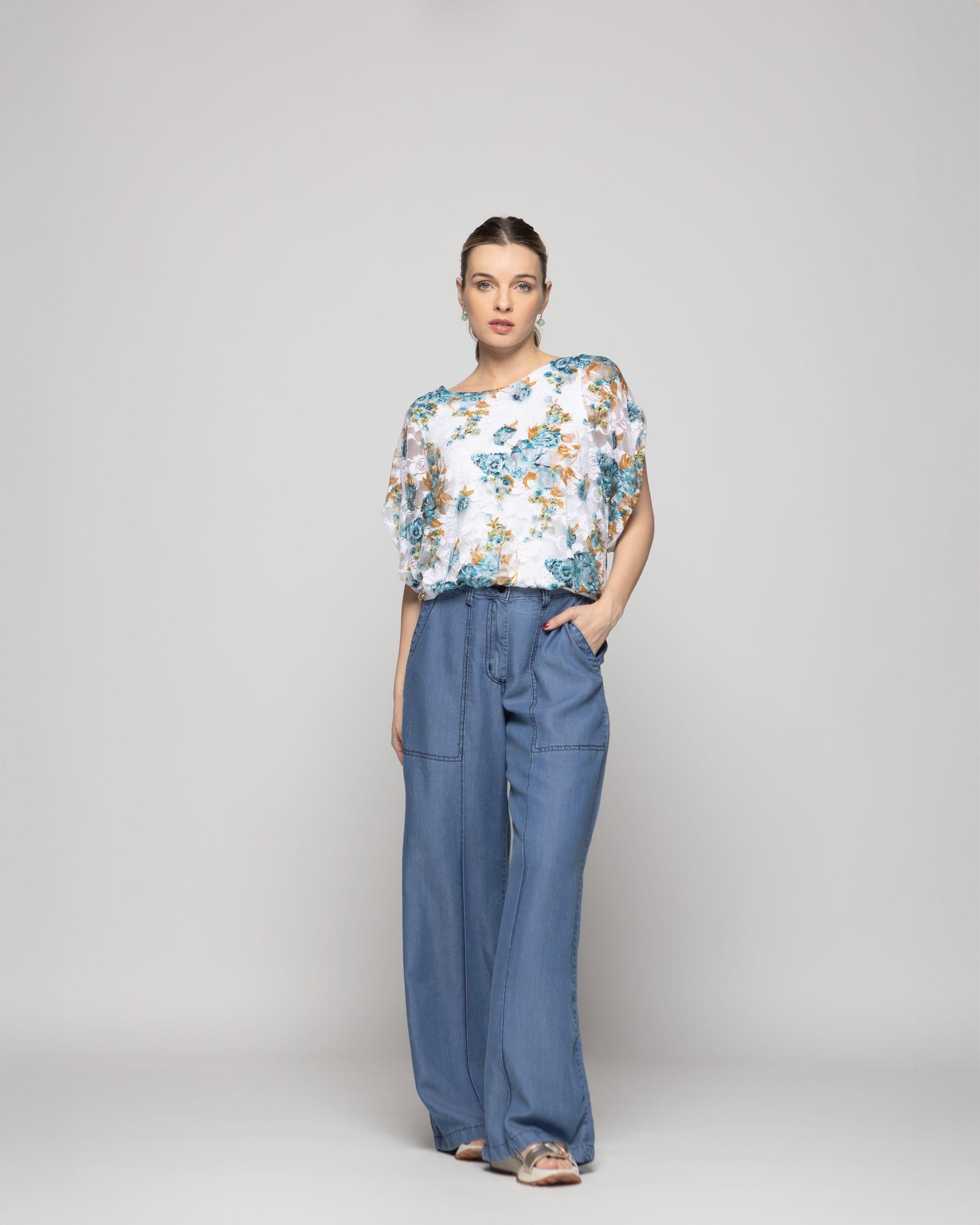 Polera Nigella Manga Caída Encaje Floral Blanco Y Verde Turquesa Ludovica-2