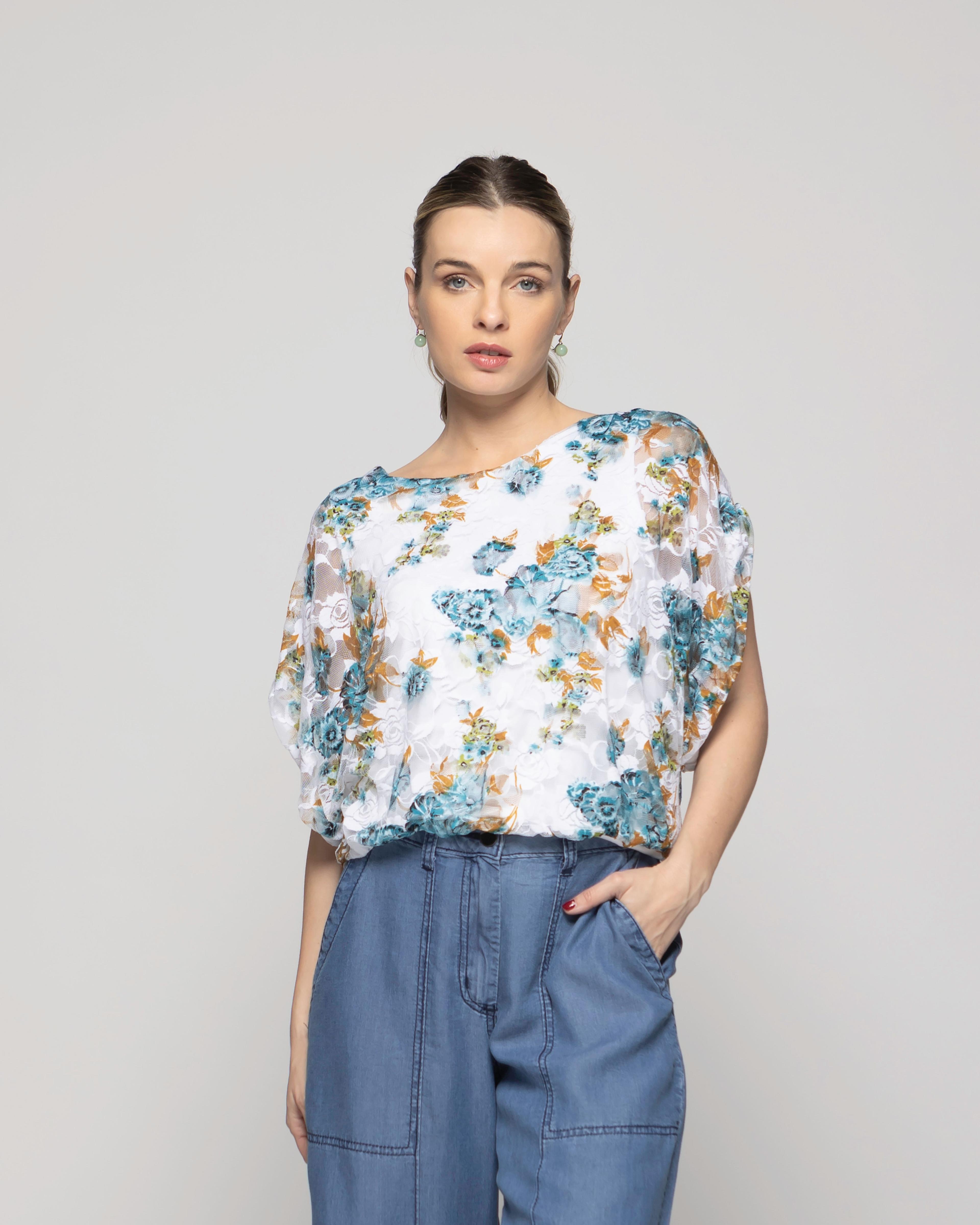 Polera Nigella Manga Caída Encaje Floral Blanco Y Verde Turquesa Ludovica-3