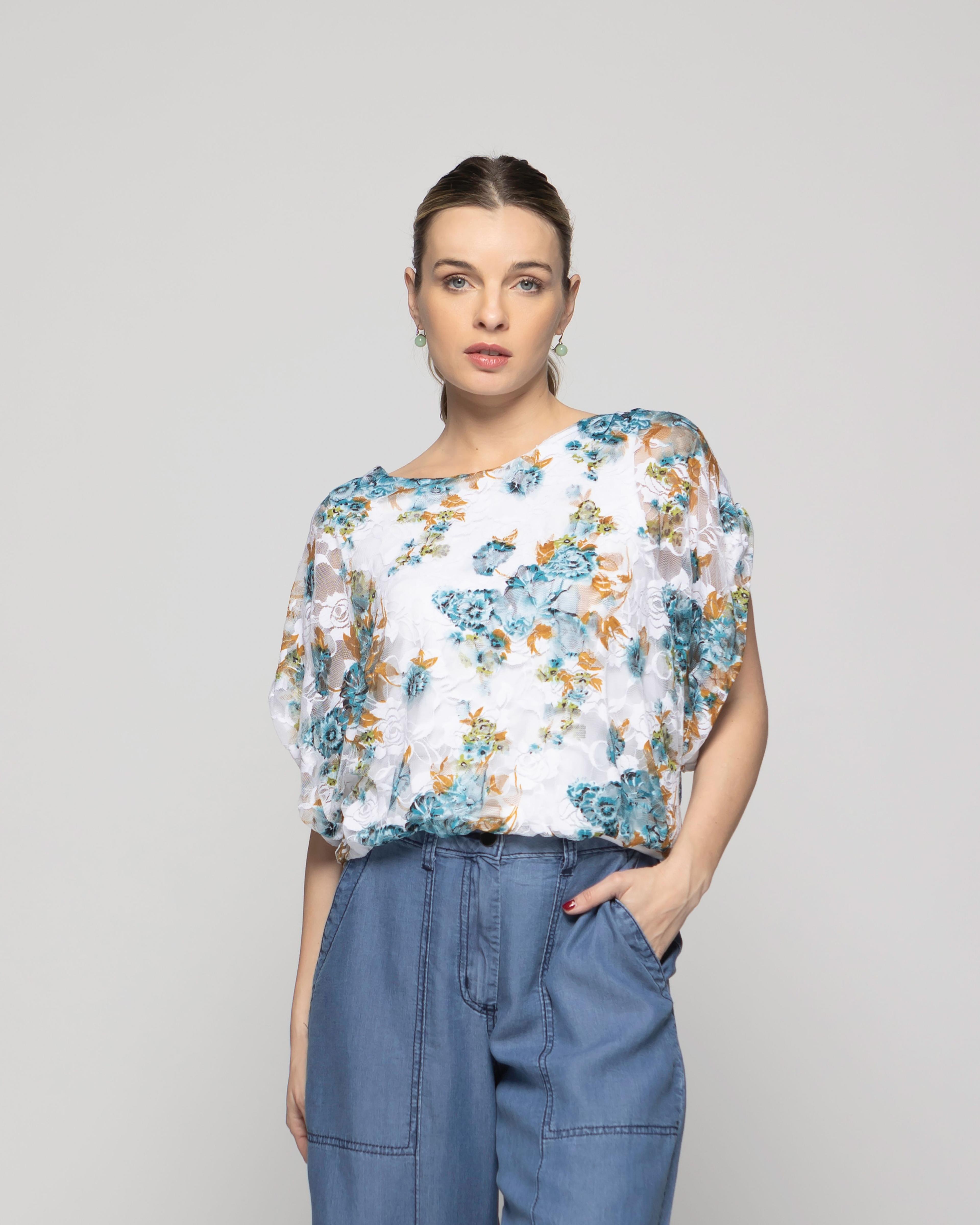 Polera Nigella Manga Caída Encaje Floral Blanco Y Verde Turquesa Ludovica-4