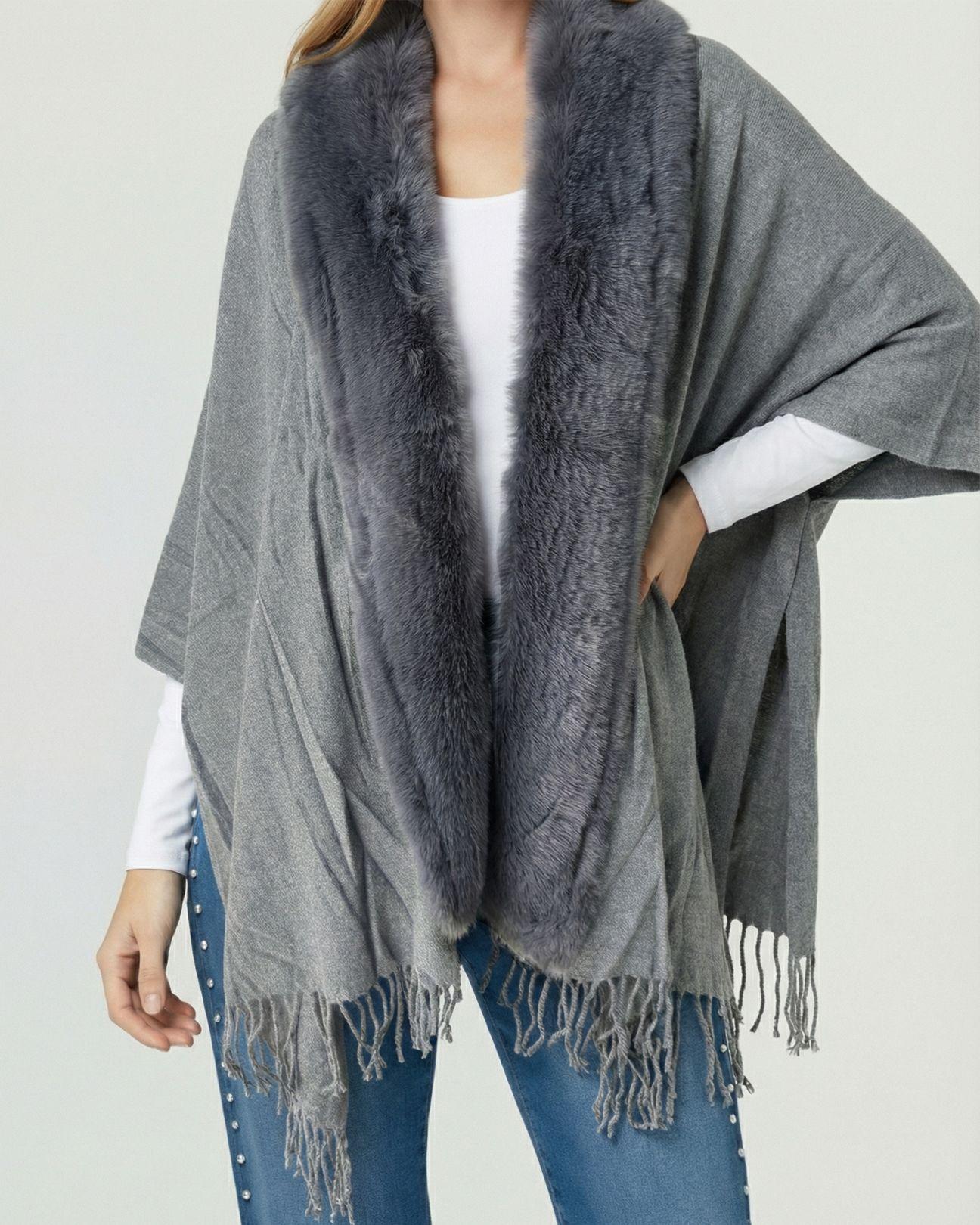 Poncho Mujer Verónica Gris Lineatre-2