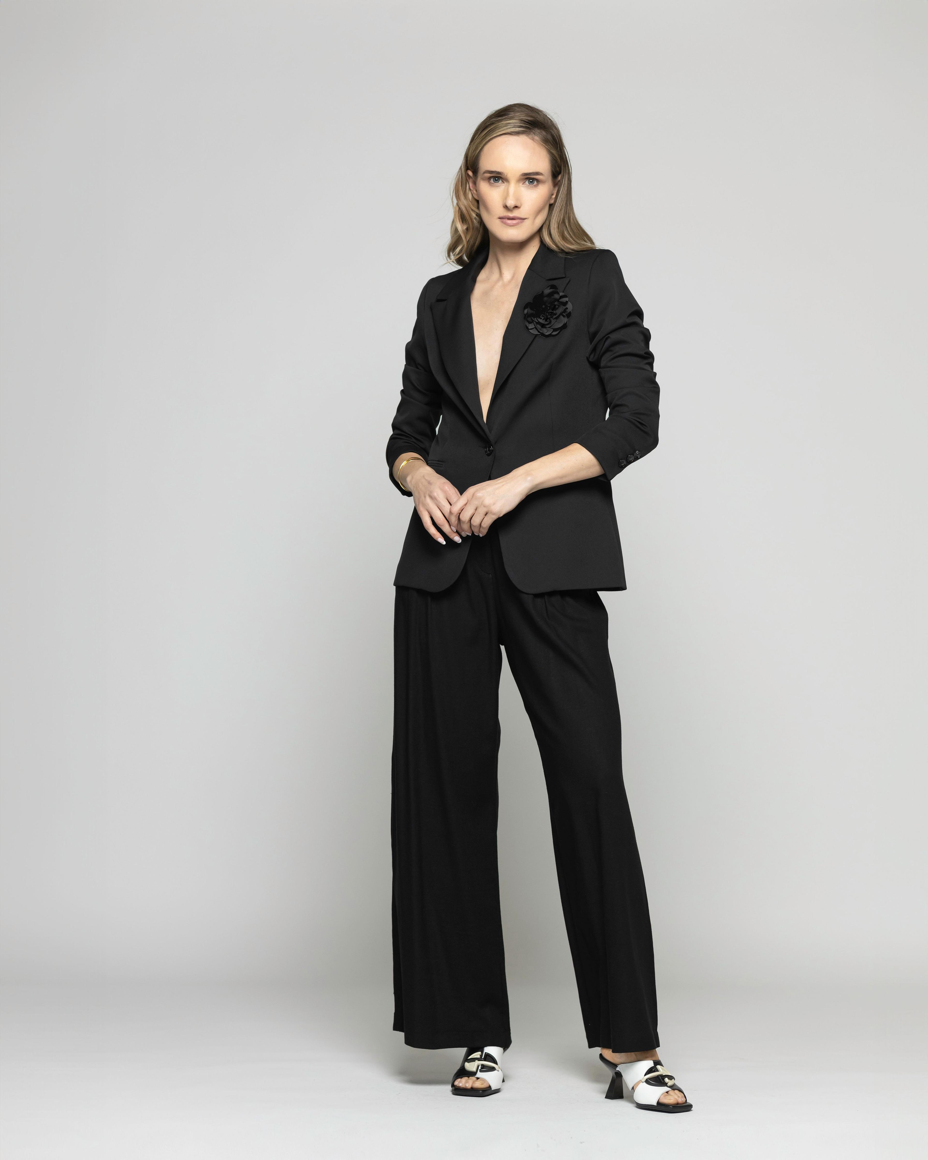 Blazer Mujer Lotus Clásico Con Flor Negro Ludovica-4