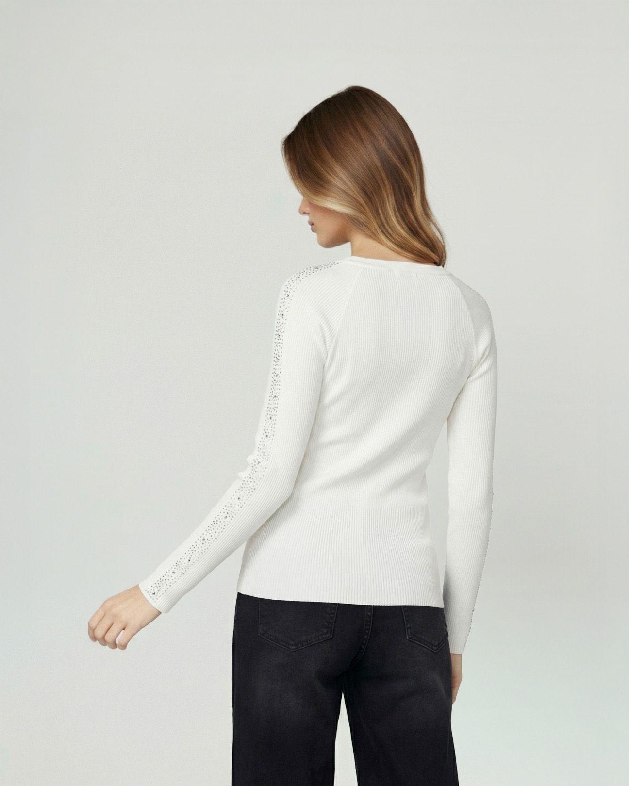 Sweater Mujer Giuliana Slim Fit Cuello Redondo Manga Caída Crudo Lineatre-1