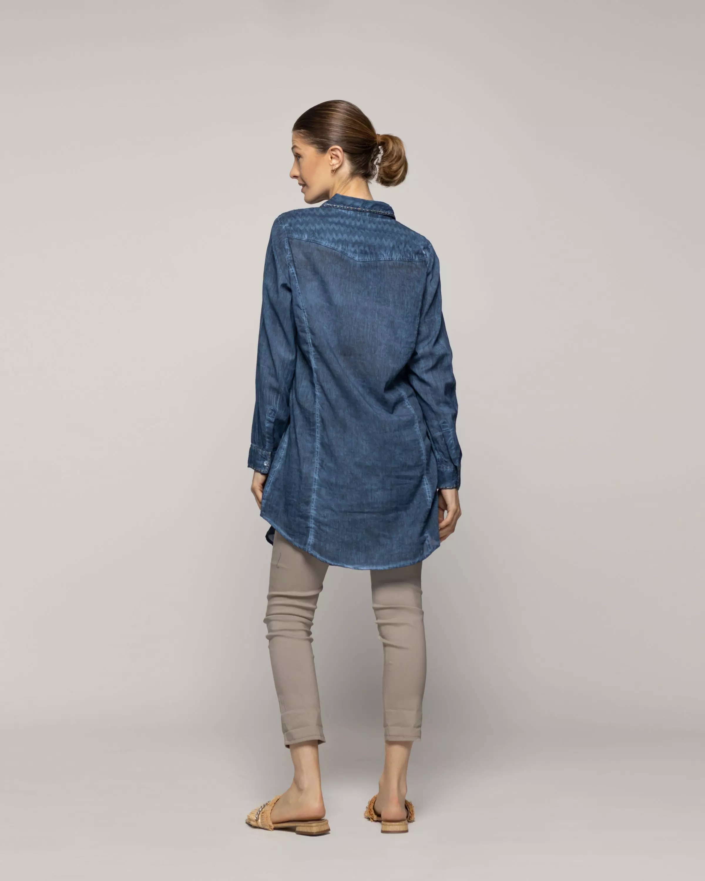 Blusa Mujer Biddy  Larga Tipo Jeans Bolsillo Frontal Y Detalle Lentejuelas Azul Lineatre-2