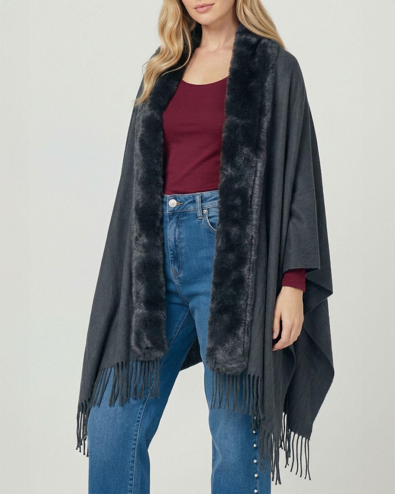 Poncho Mujer Verónica Negro Lineatre-2