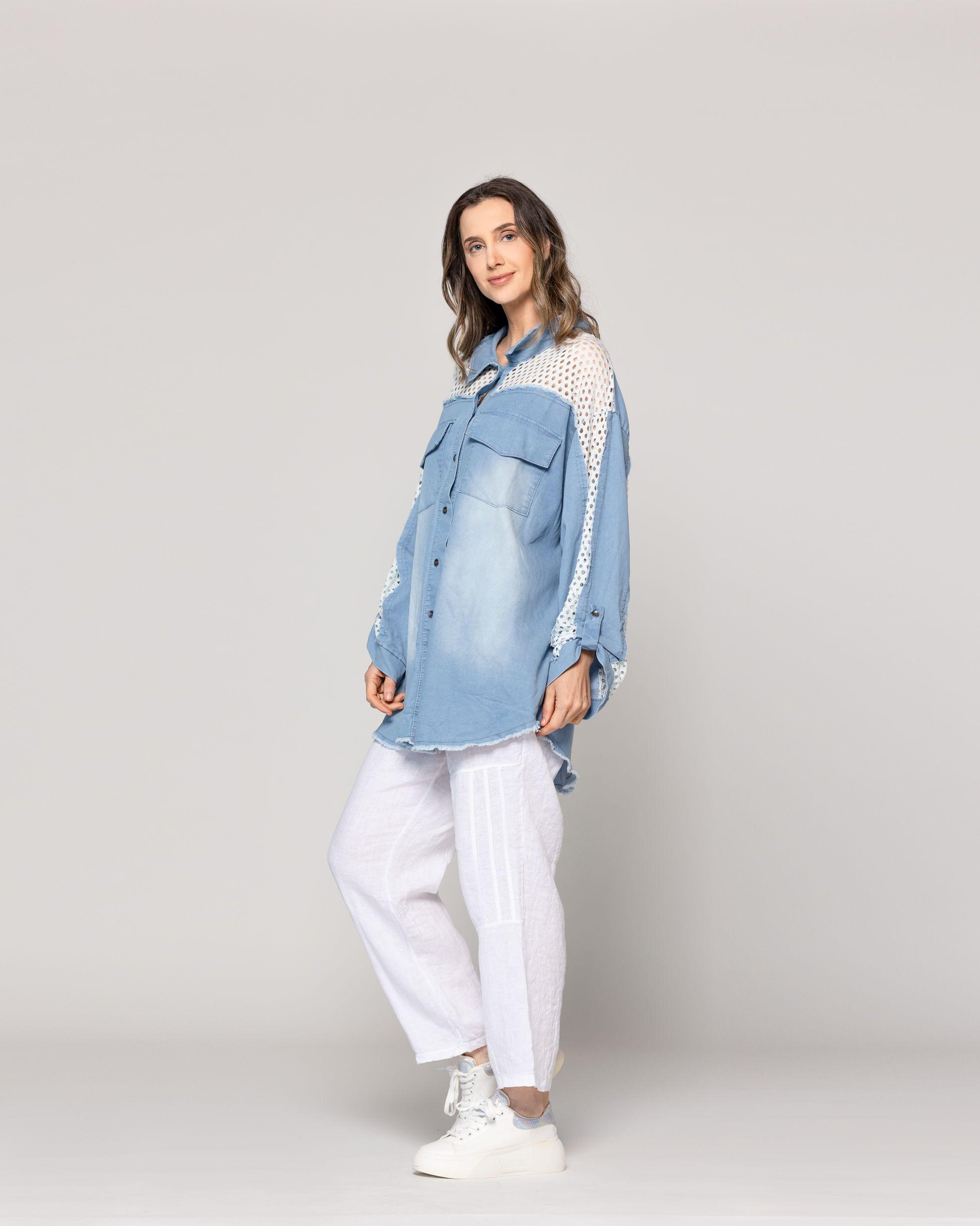 Camisa Mujer Lavinia Oversize Con Detalle Calado Celeste Lineatre-4