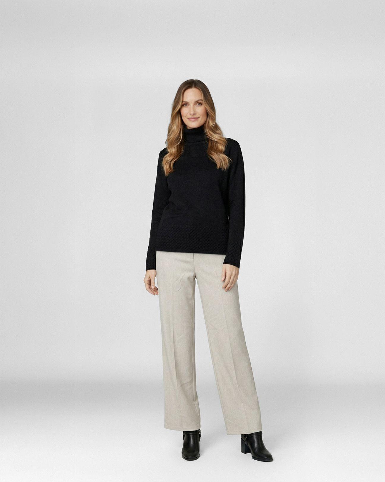 Sweater Mujer Lidia Relaxed Cuello Alto Redondo Manga Caída Negro Lineatre-3