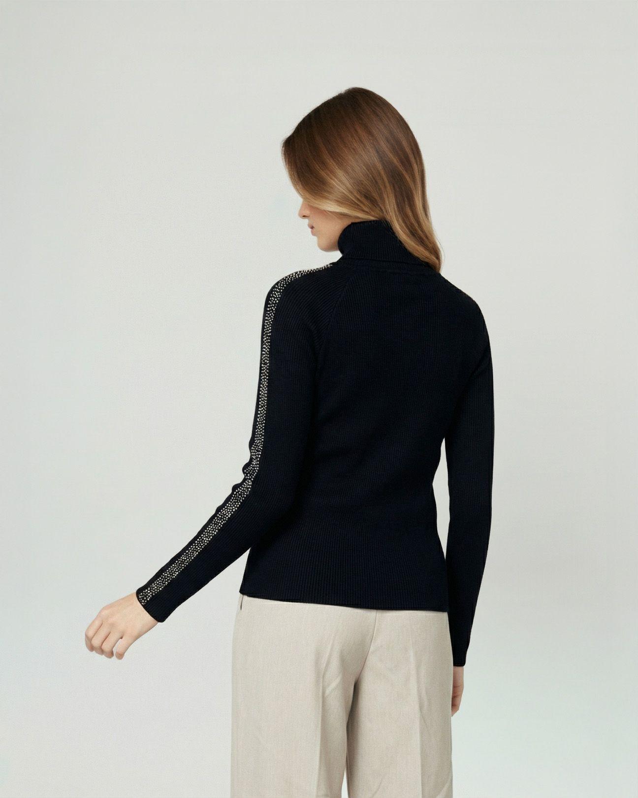 Sweater Mujer Teresa Relaxed Cuello Alto Redondo Manga Caída Negro Lineatre-1