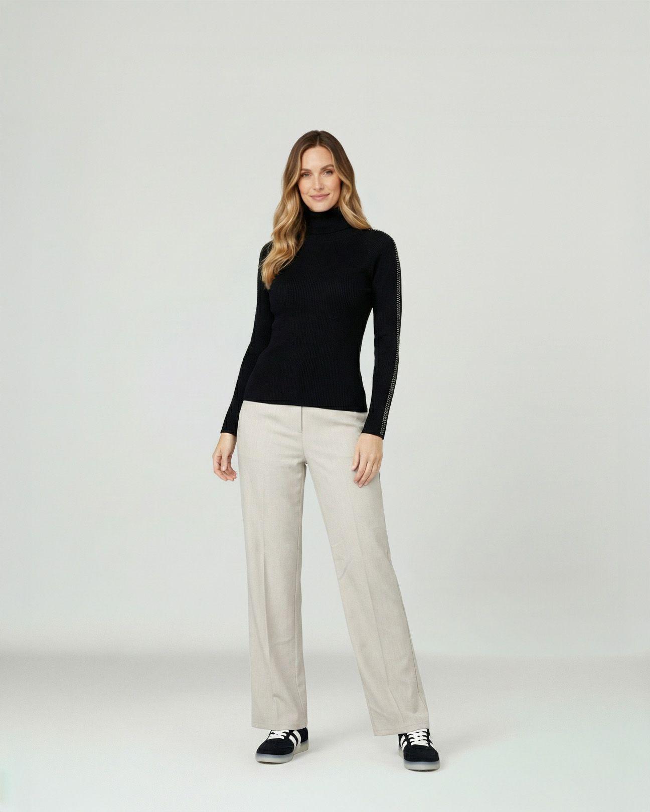 Sweater Mujer Teresa Relaxed Cuello Alto Redondo Manga Caída Negro Lineatre-3