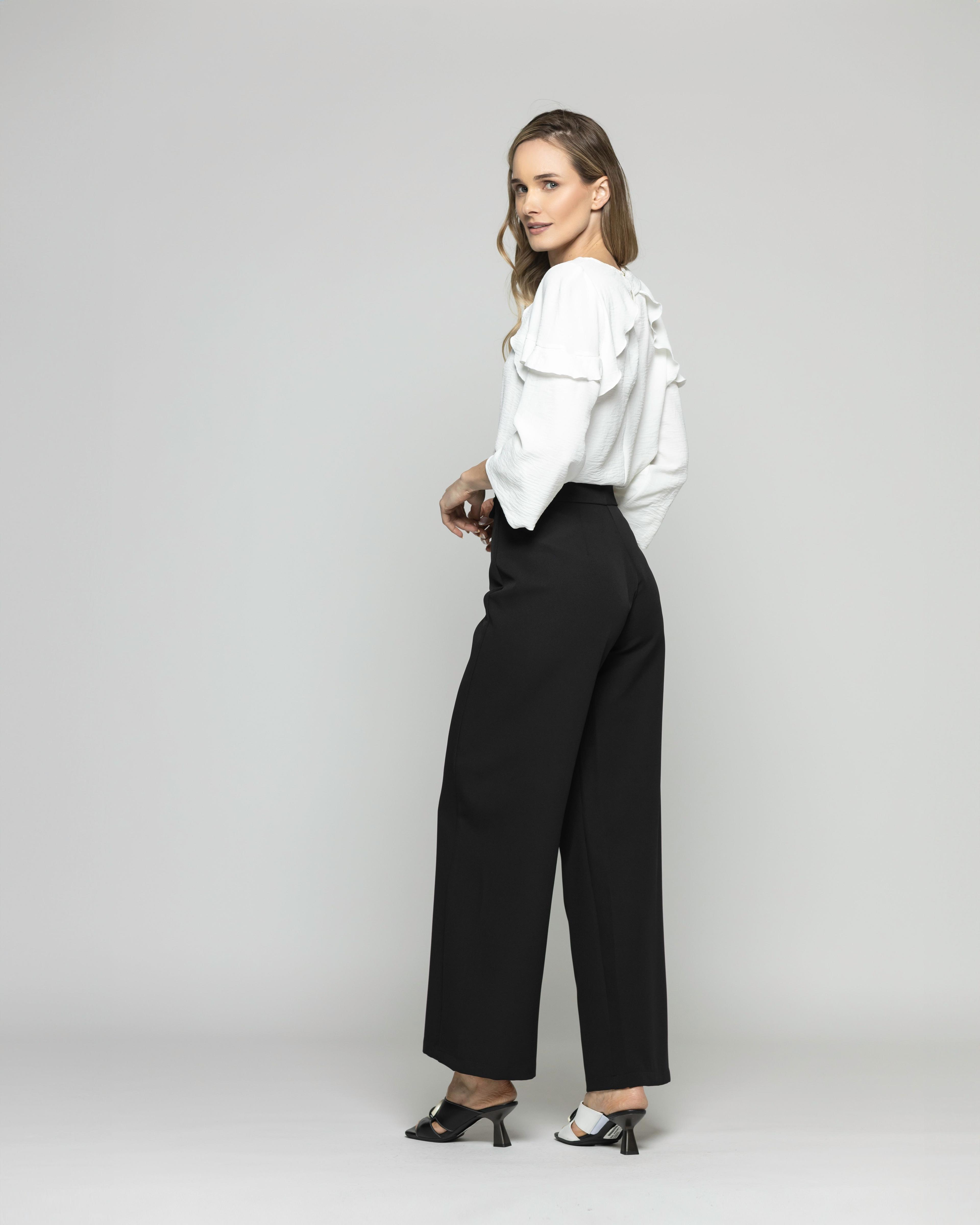 Blusa Mujer Eucomis Escote V Volantes Mangas 3/4 Blanca Crudo Ludovica-4