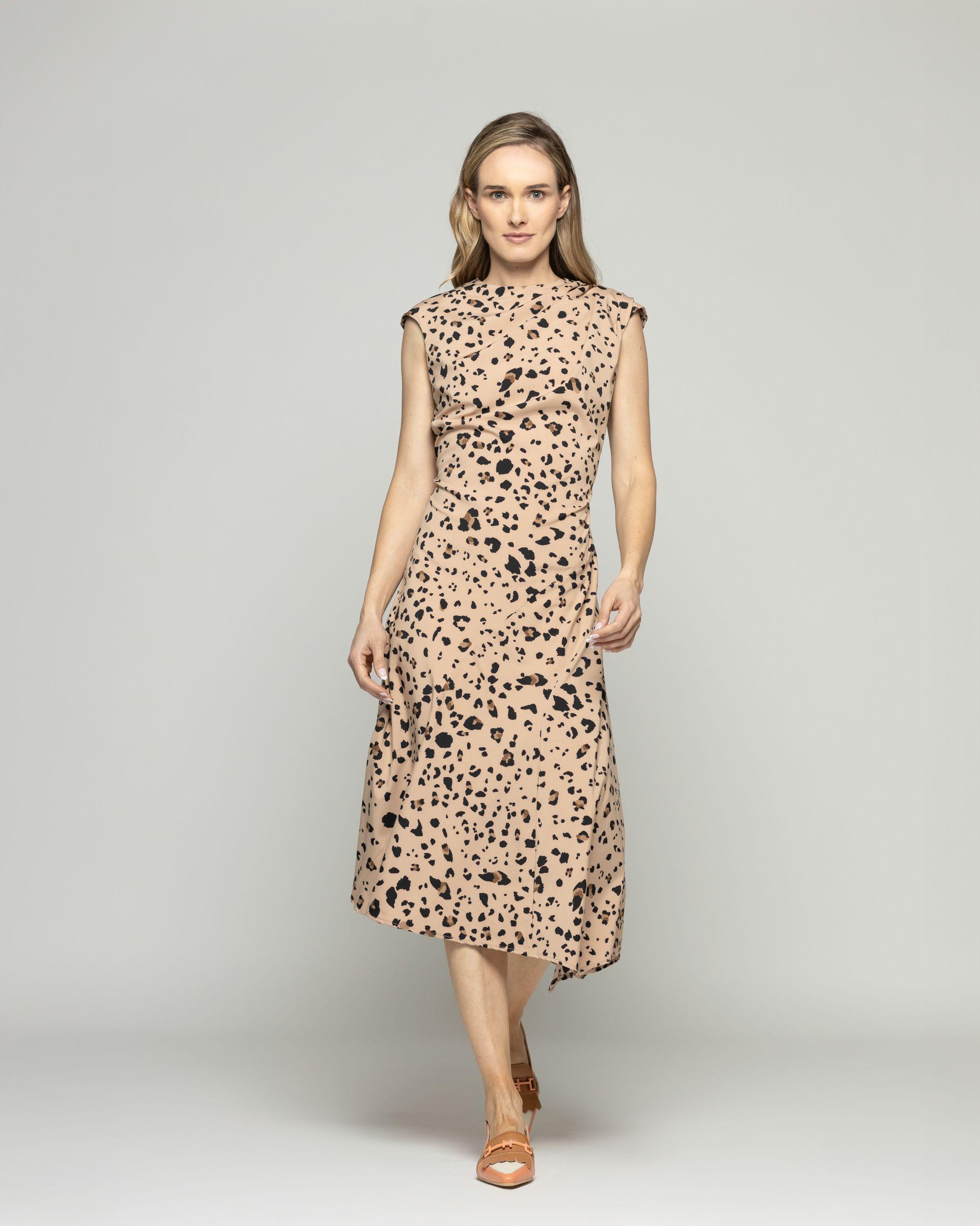 Vestido Mujer Yareta Midi Escote Redondo Hombro Drapeado Animal Print Leopardo Café Ludovica-2