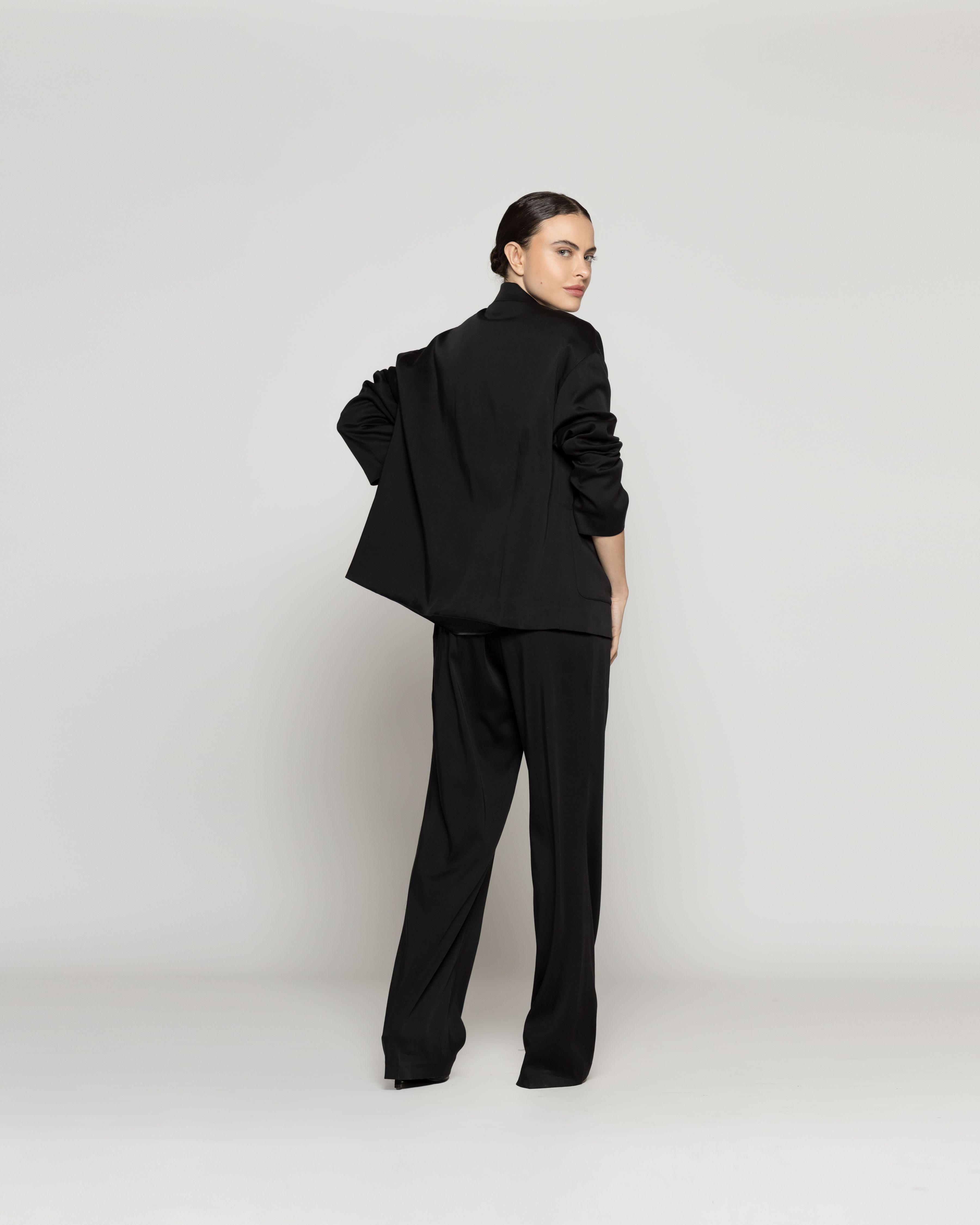 Chaqueta Mujer Tipo Blazer Clarissa Semiformal Negra Lineatre-3