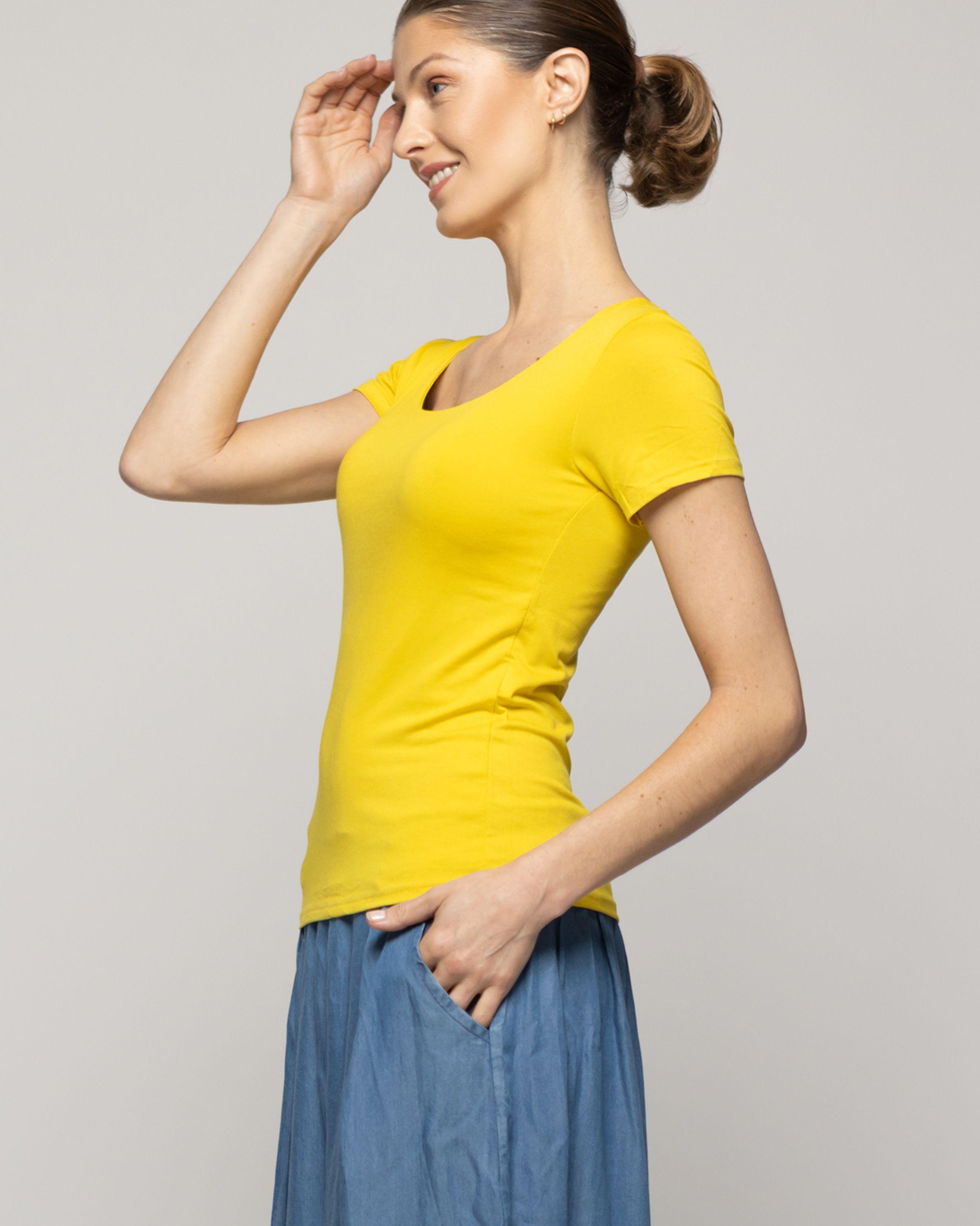Polera Mujer Básica Osiris Cuello Redondo Manga Corta Amarilla Lineatre-3