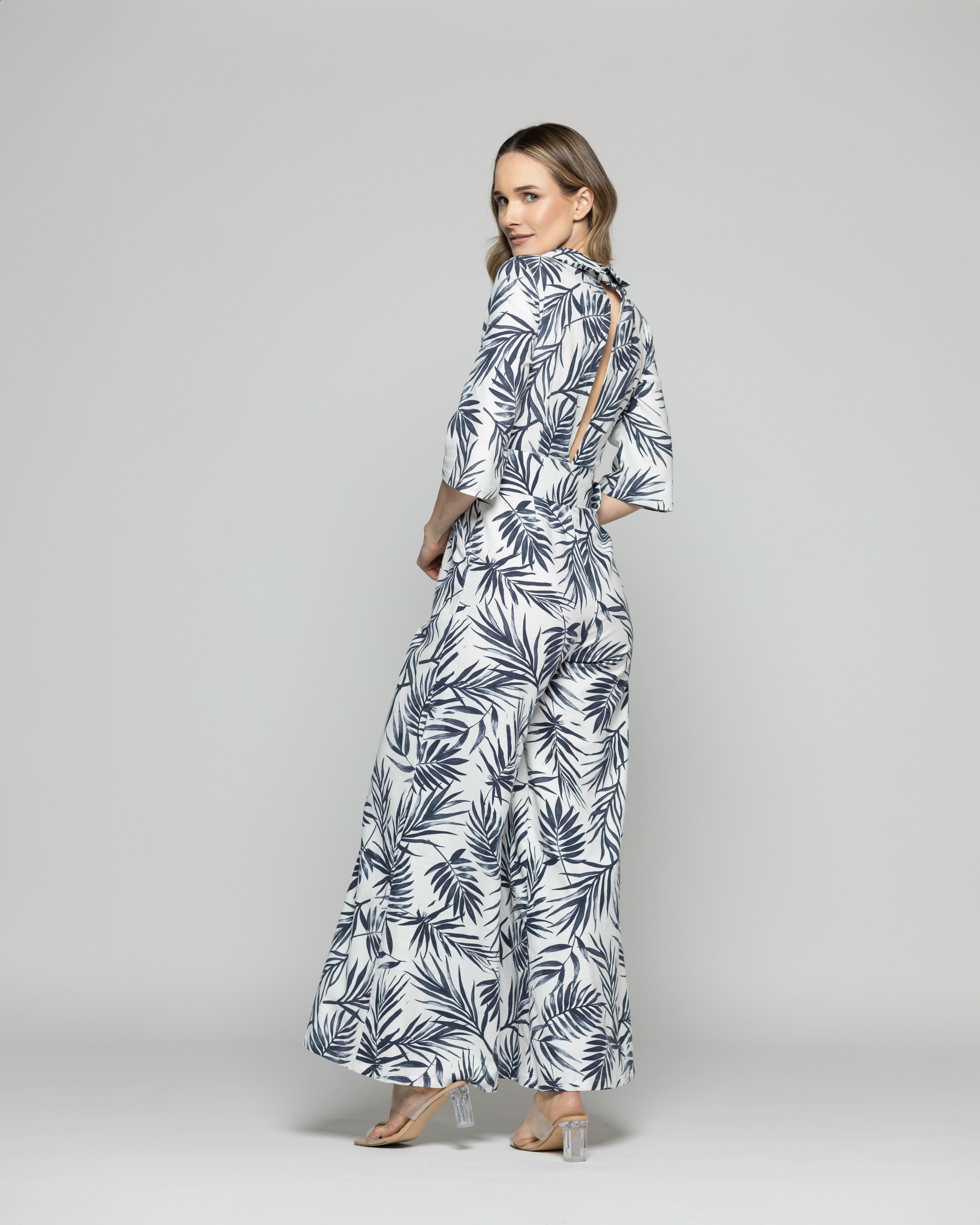 Enterito Mujer Amarilis Escote Cruzado Manga 3/4 Estampado Hojas Blanco Y Azul Ludovica-1