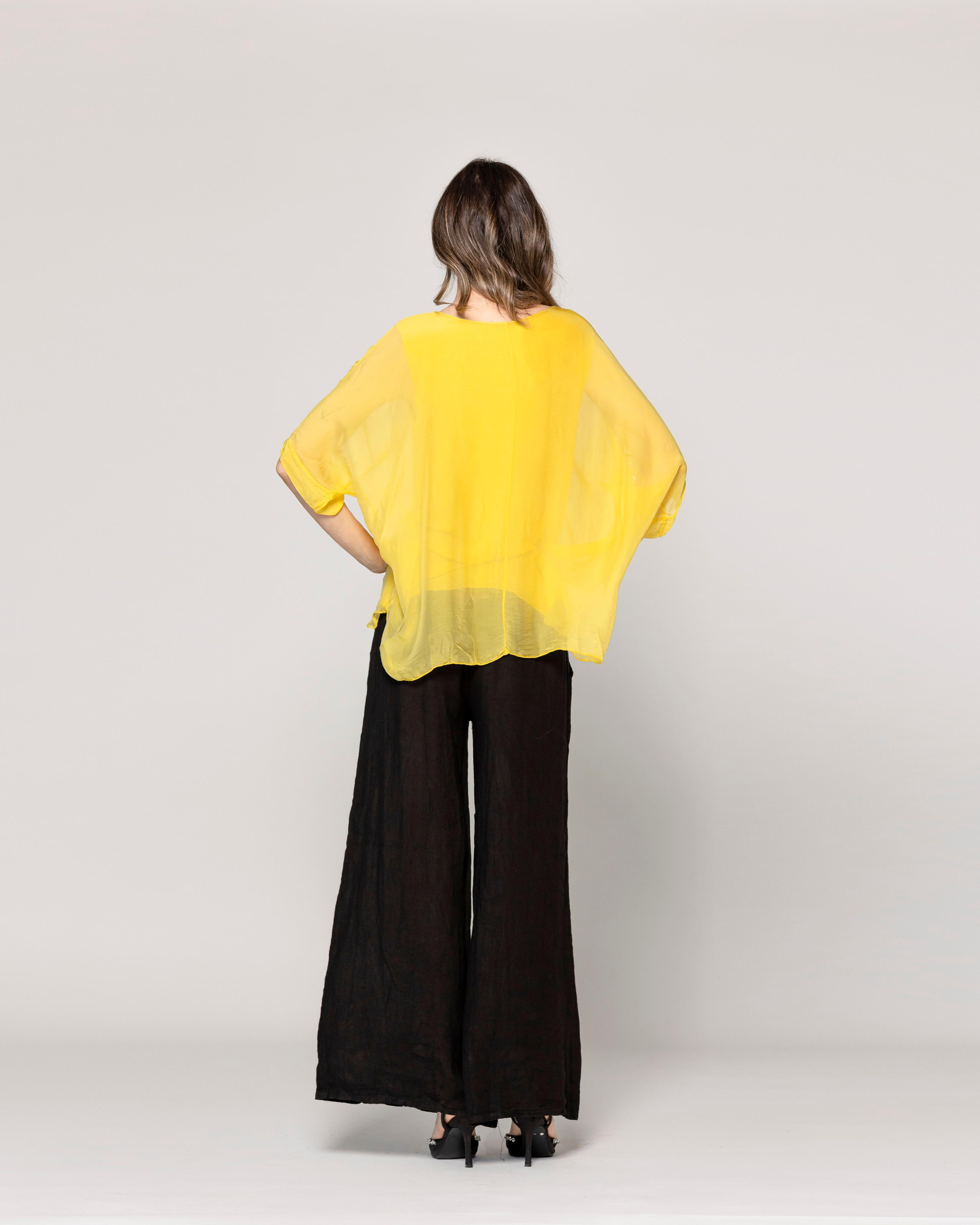 Blusa Mujer Boruta Mangas Murciélago Amarilla Lineatre-2