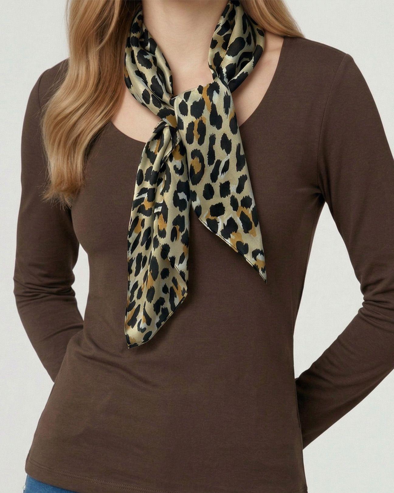 Pañuelo Mujer Cleo Beige Lineatre-2