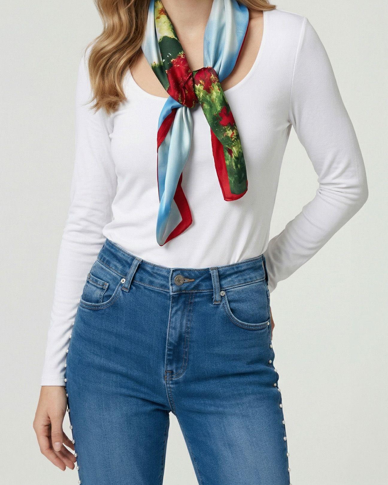 Pañuelo Mujer Rocío Rojo Lineatre-2