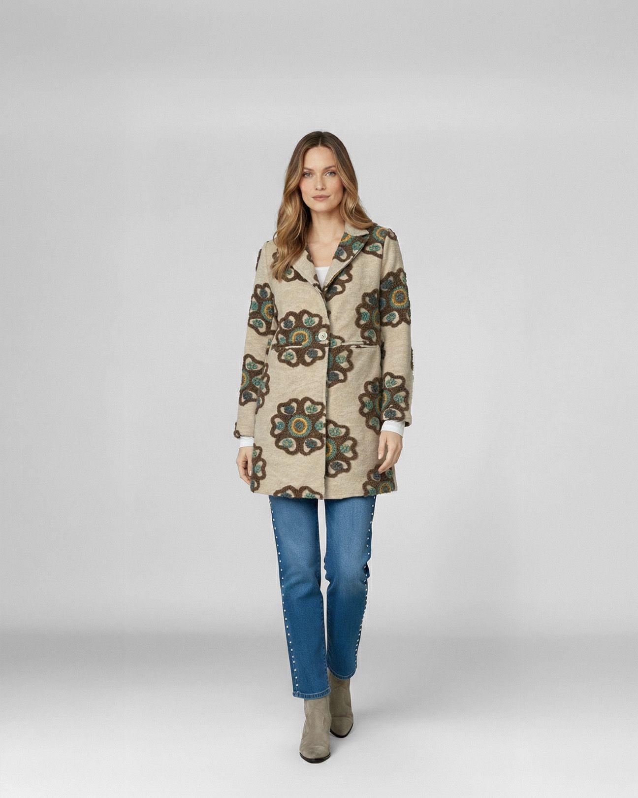 Abrigo Mujer Pilar Regular  Manga Suelta Beige Lineatre-3