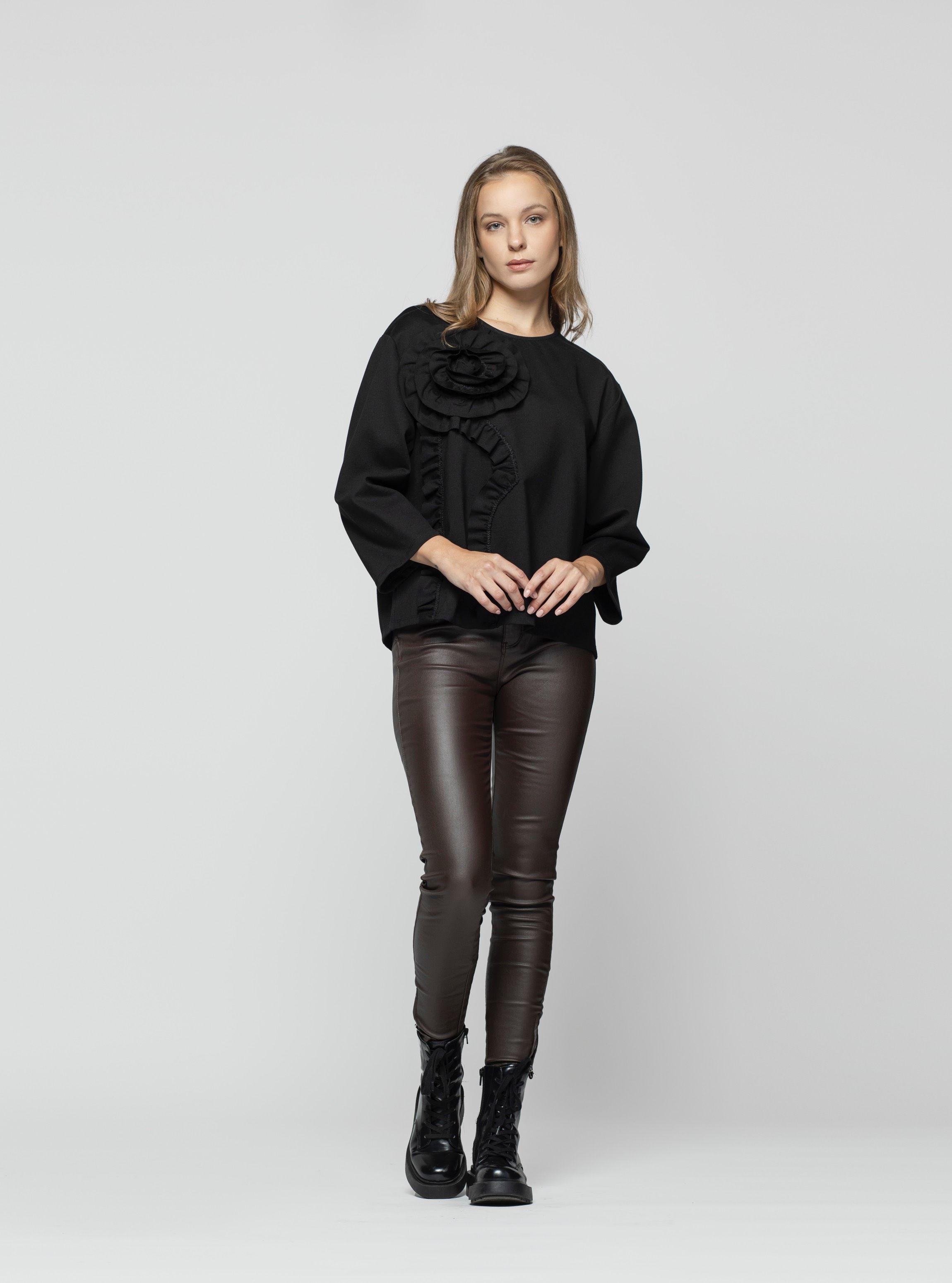 Polera Mujer Myra Negro Lineatre-2