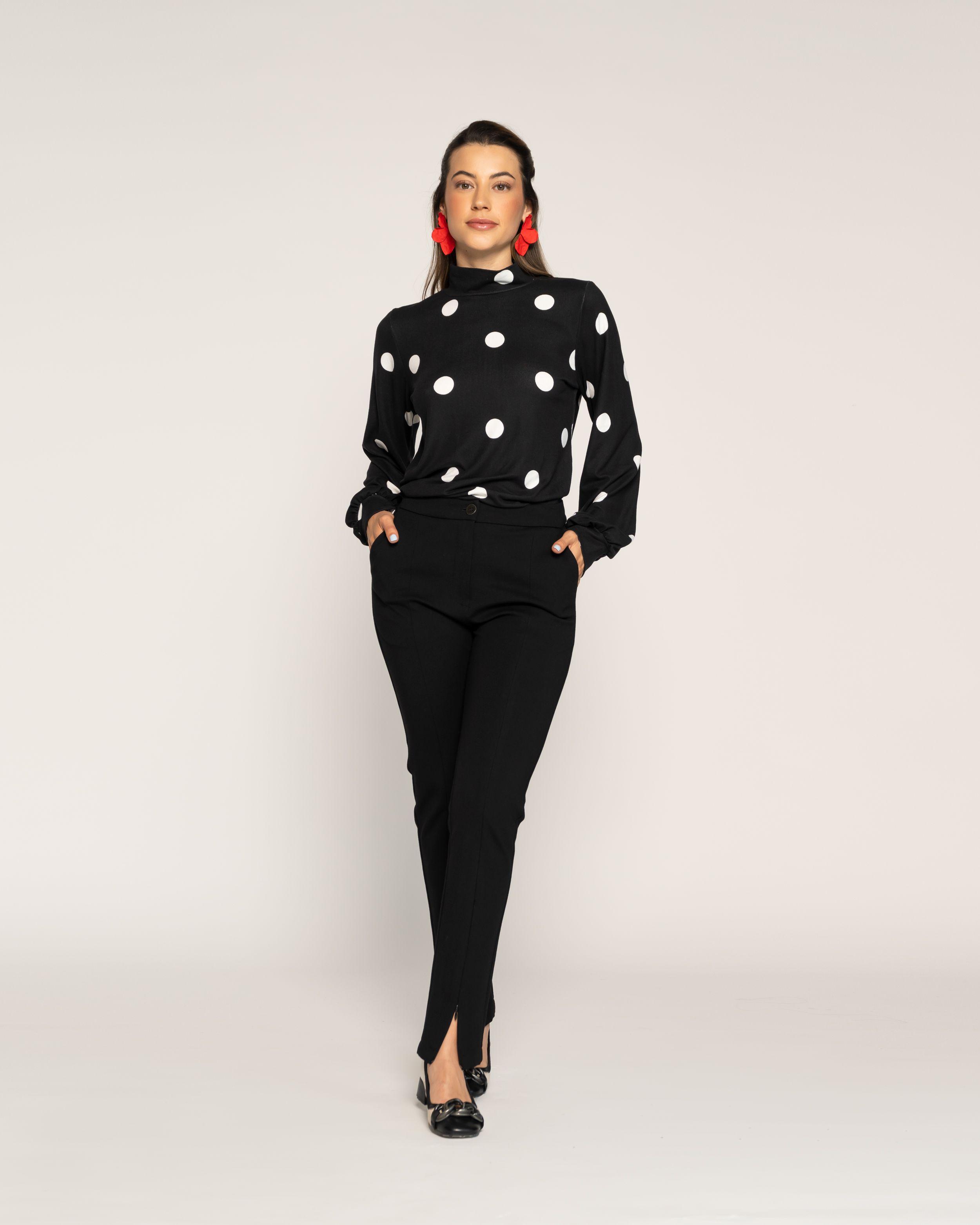 Polera Marcela Negro Regular Cuello Alto Manga Larga Ludovica-0