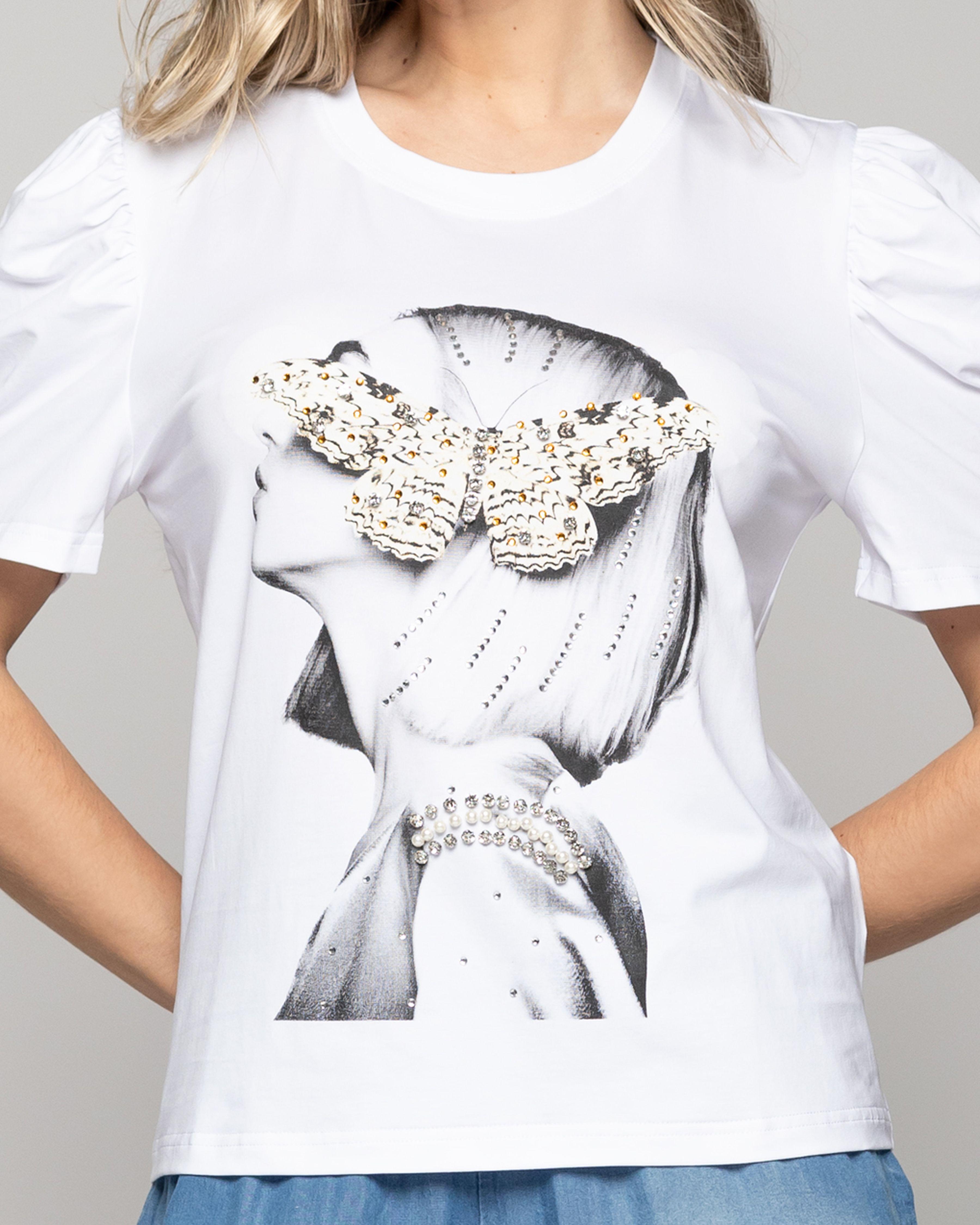 Polera Mujer Ofelia Manga Corta Con Estampado De Mujer Blanca Lineatre-2