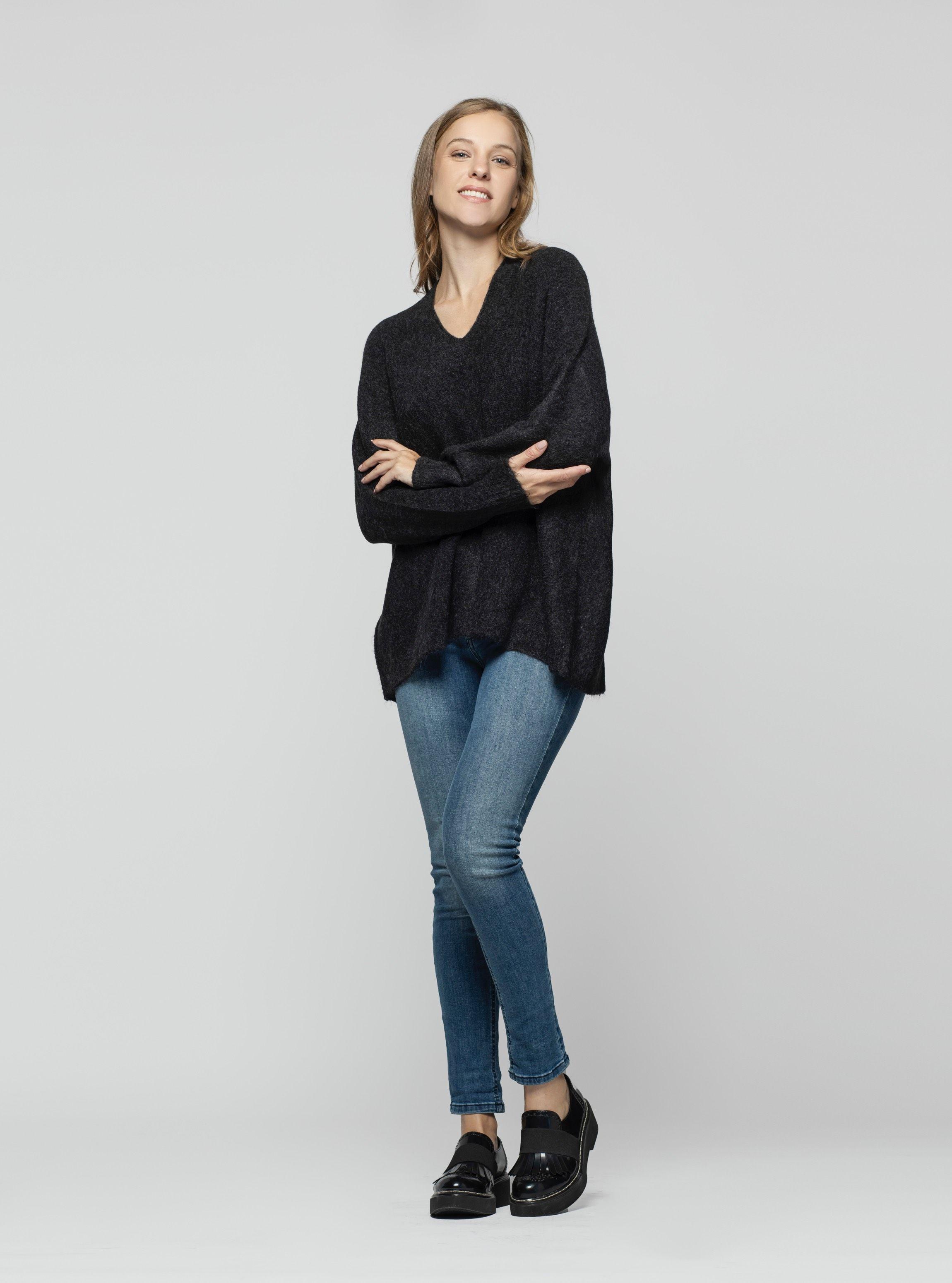 Sweater Mujer Nerys Negro Lineatre-2