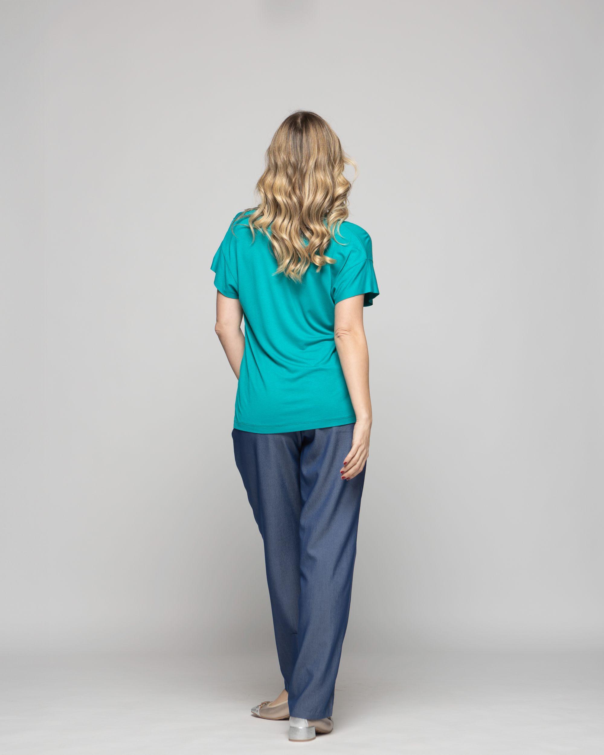 Polera Mujer Muscari Viscosa Manga Corta Escote V Lisa Verde Esmeralda Ludovica-7