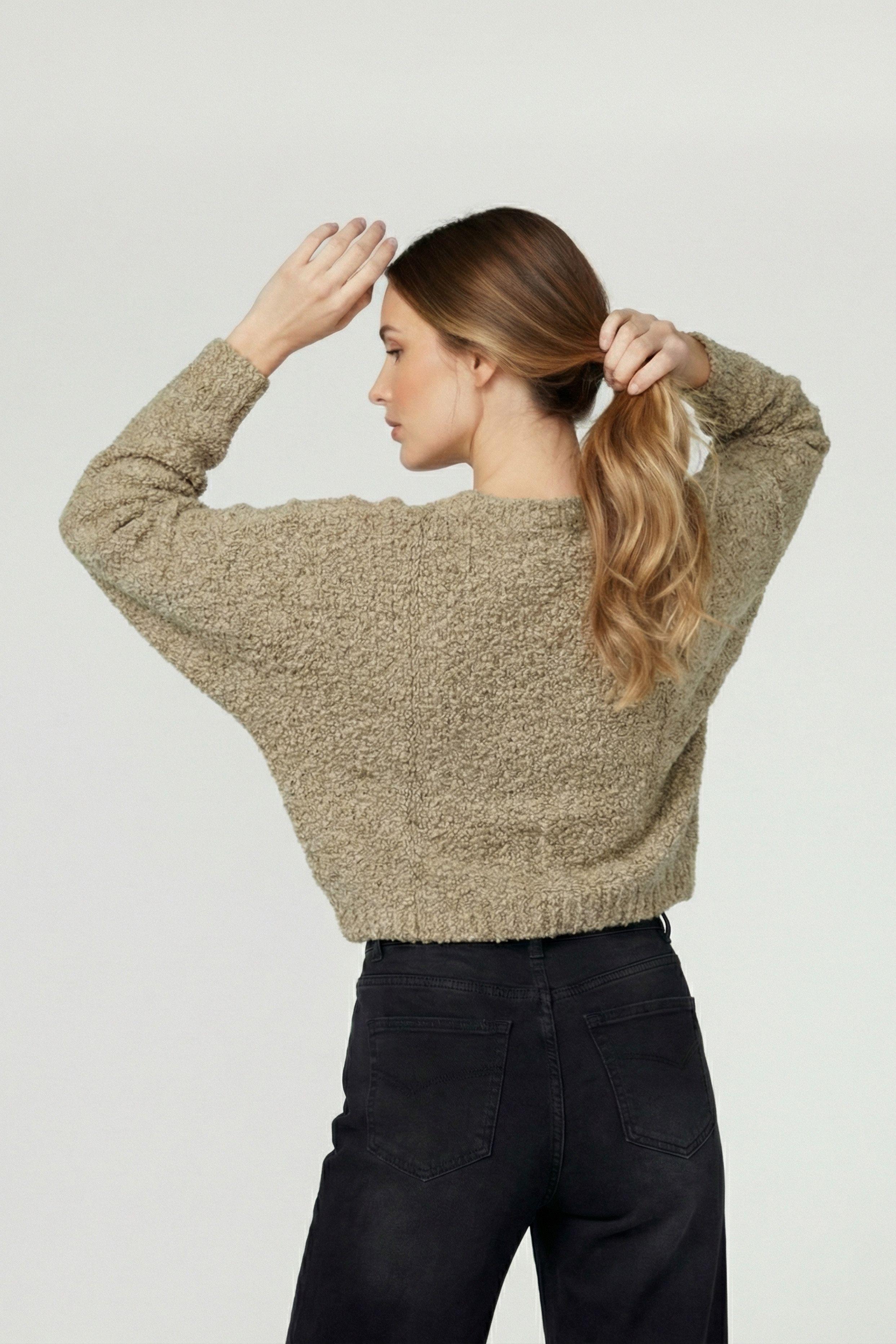 Sweater Mujer Anna Cuello En V Camel Lineatre-1