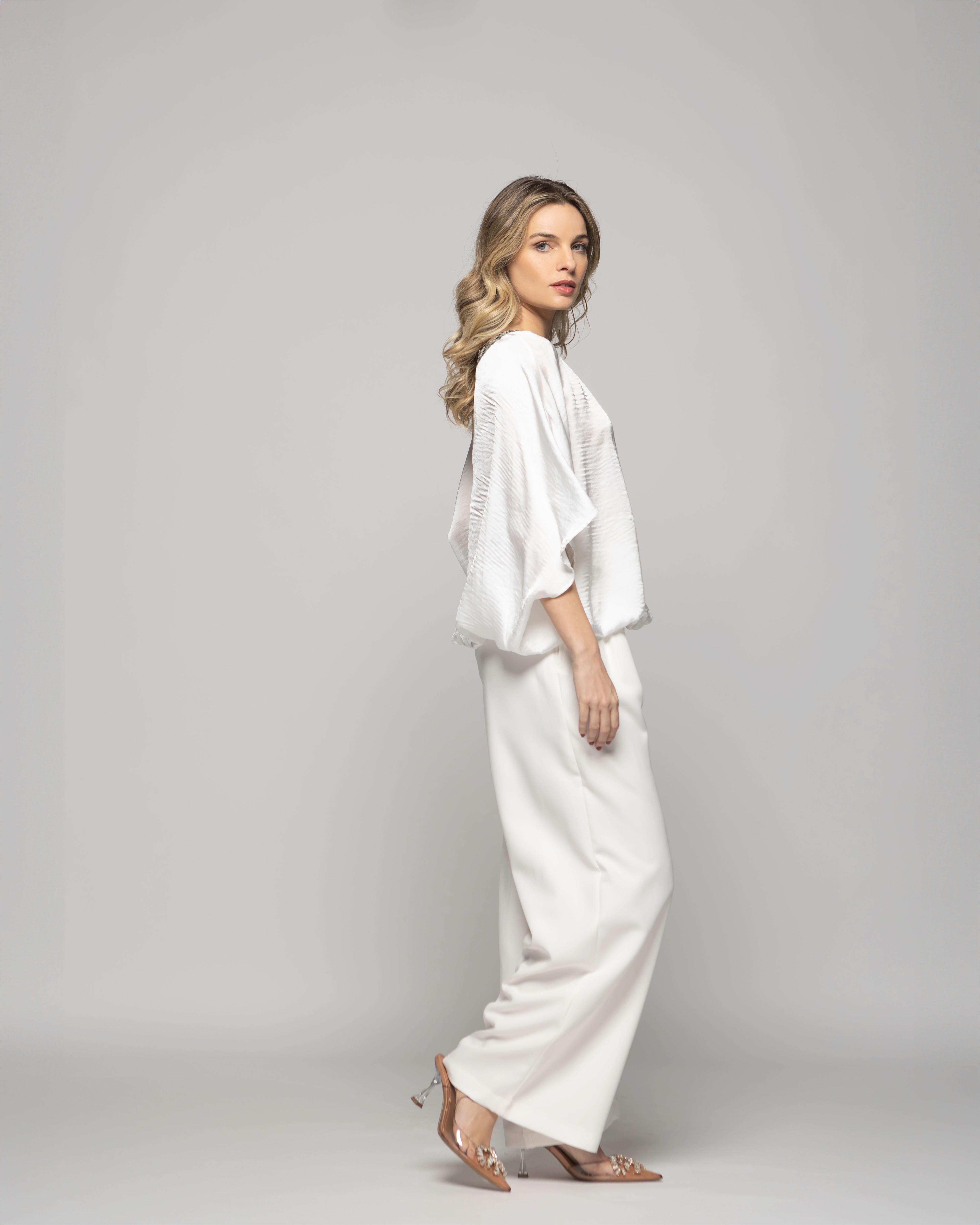 Blusa Mujer Girasol Satinada Detalle Lentejuelas Blanca Crudo Ludovica-4