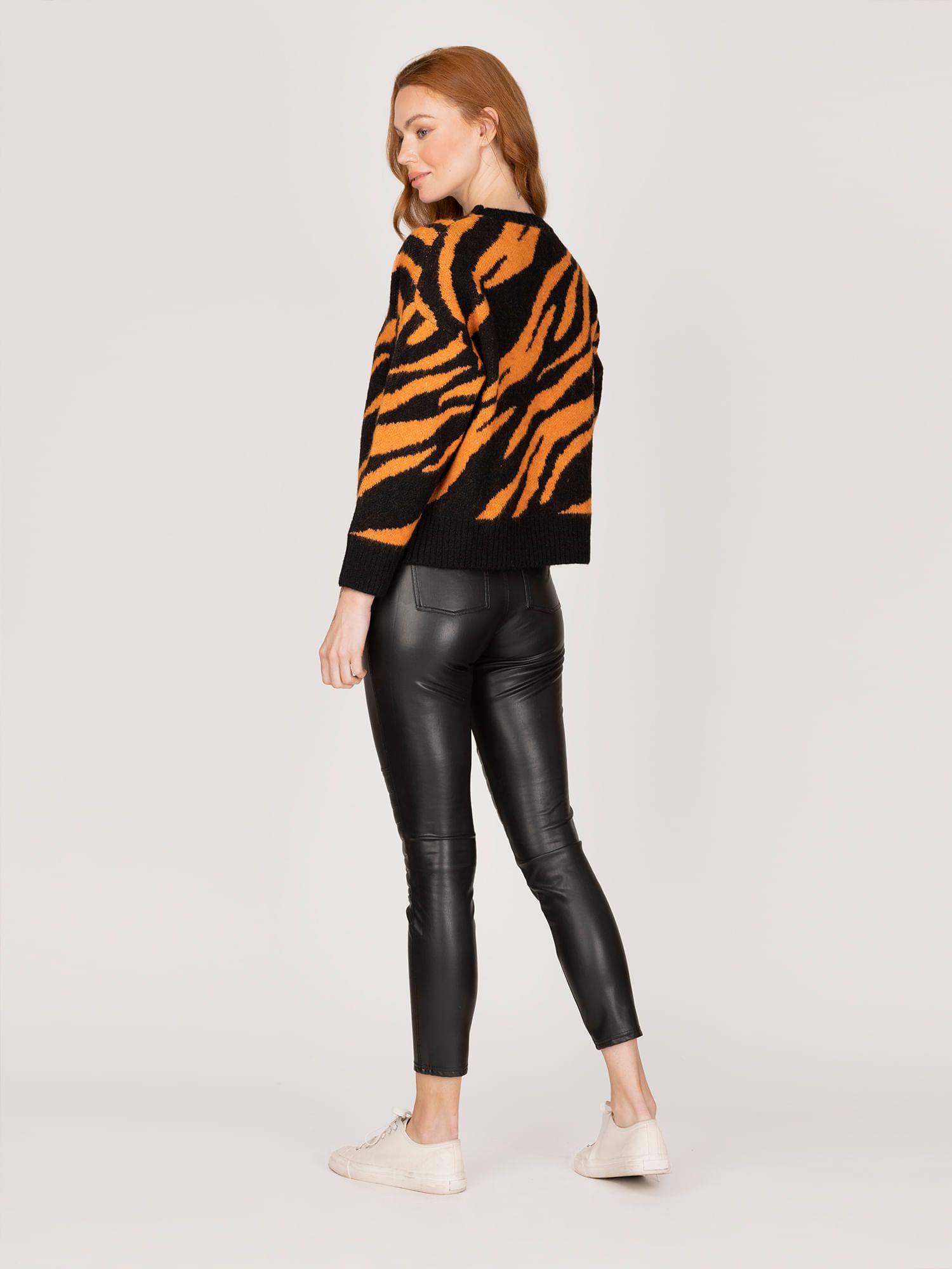 Sweater naranja animal print-3